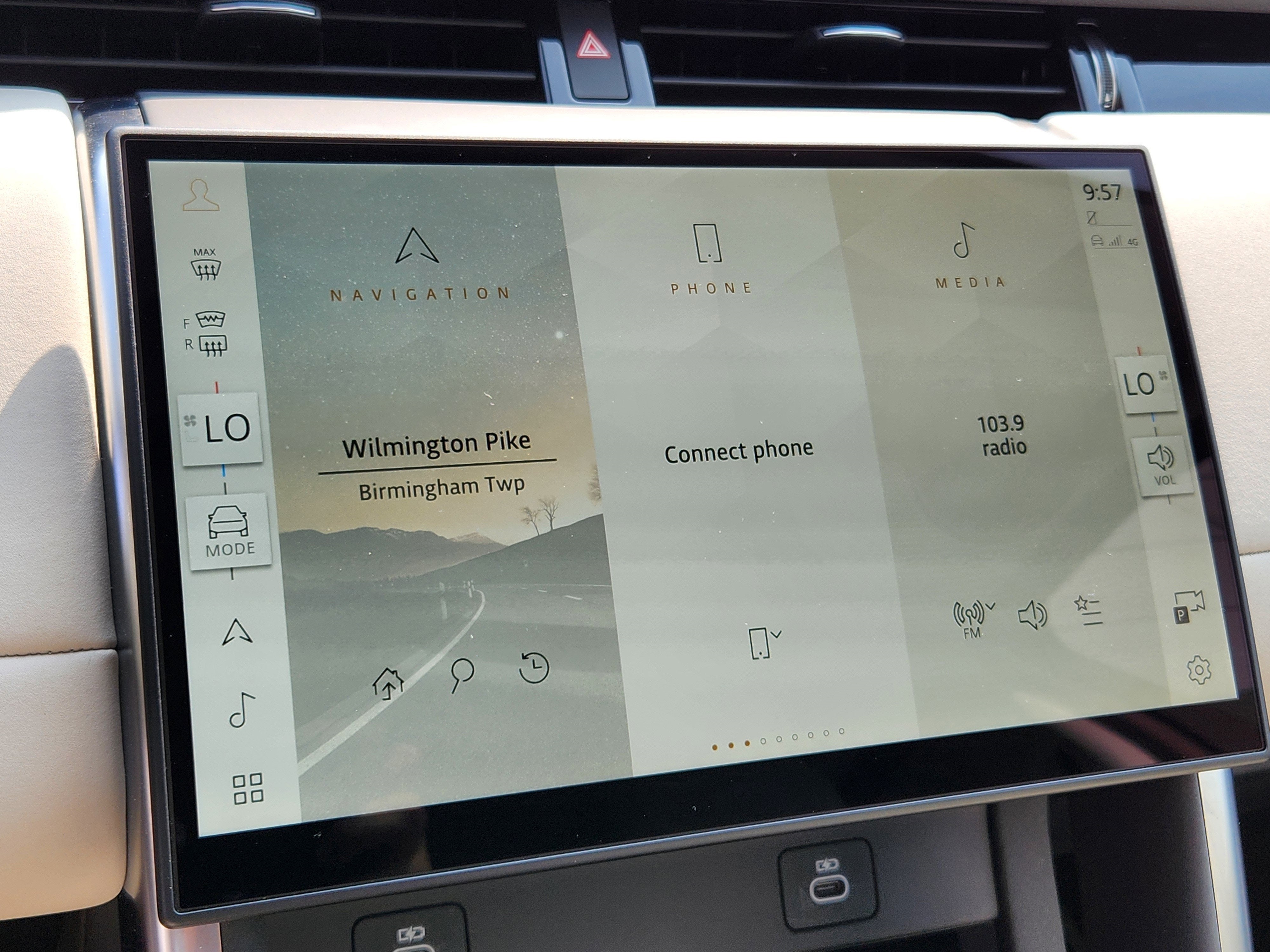 2025 Land Rover Discovery Sport S