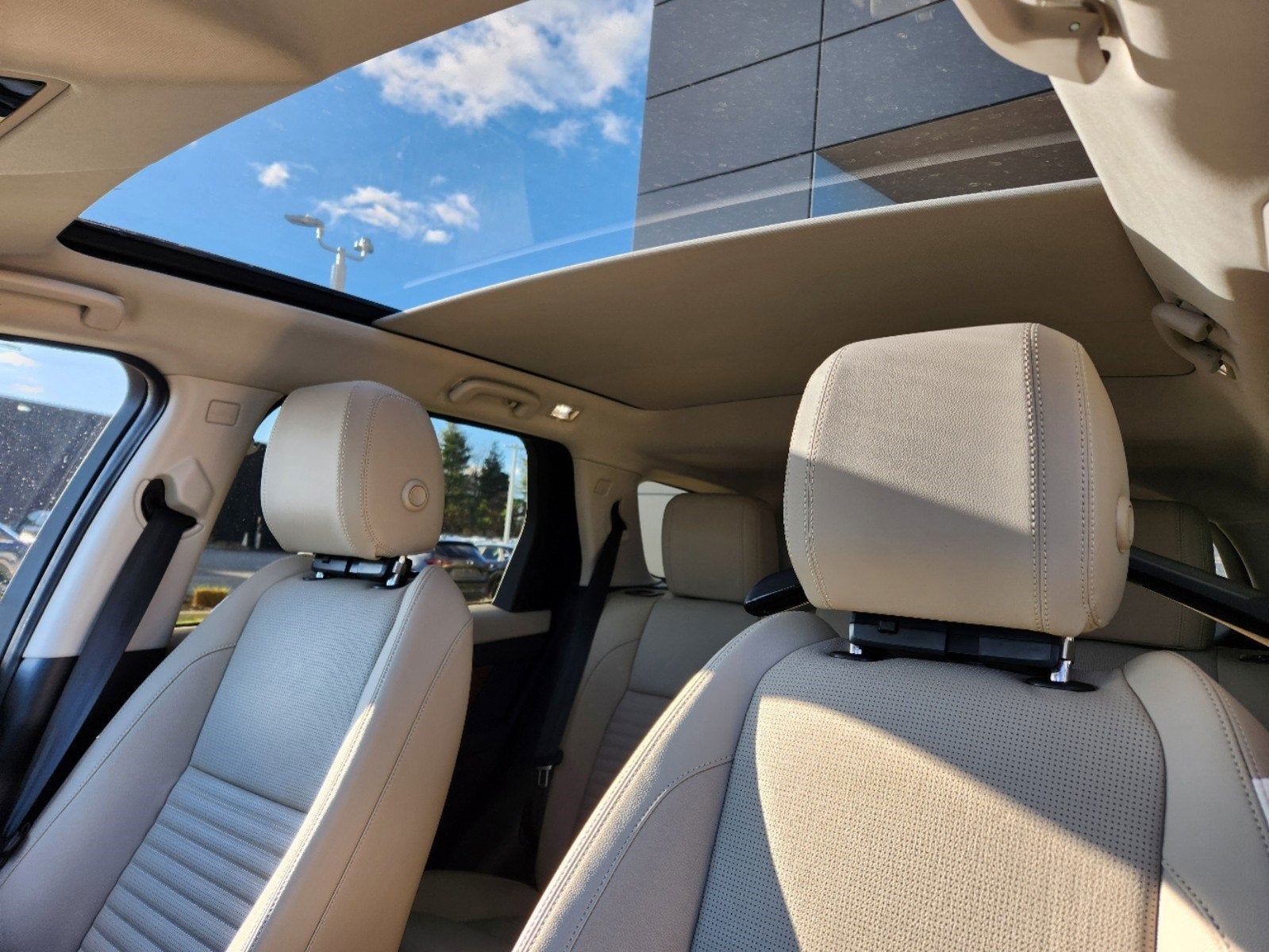 2024 Land Rover Discovery Sport S