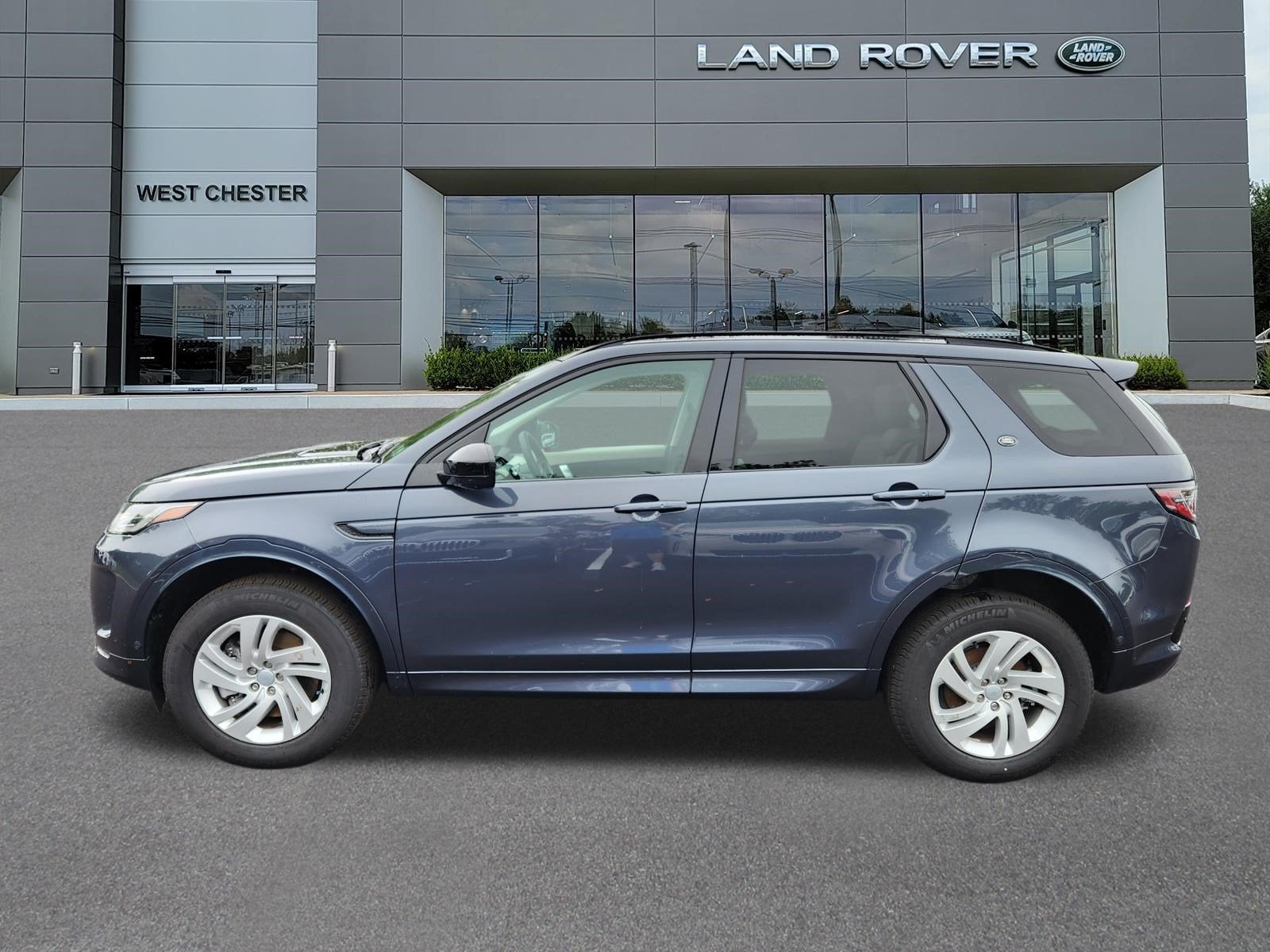 2025 Land Rover Discovery Sport S