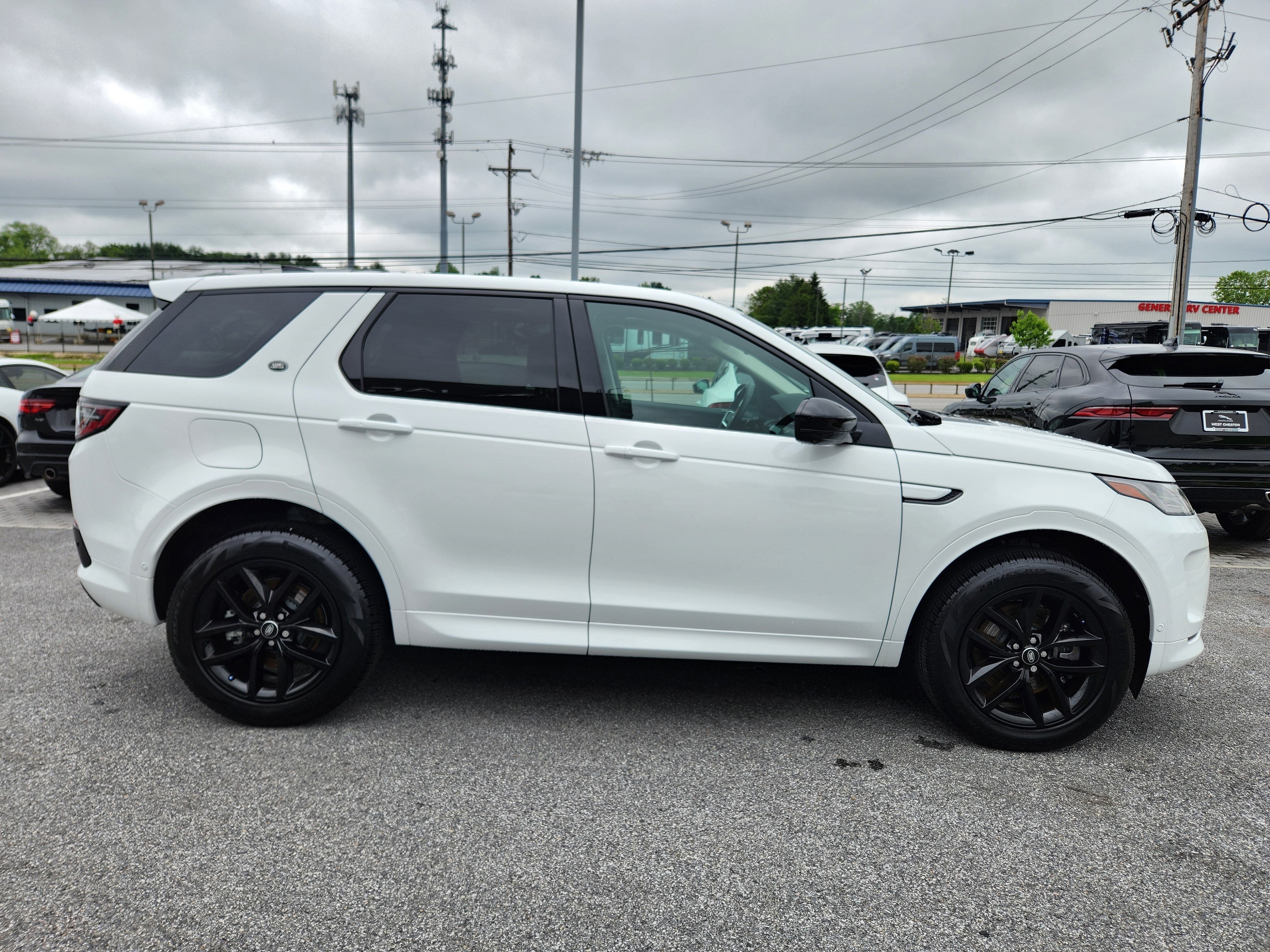 2025 Land Rover Discovery Sport S