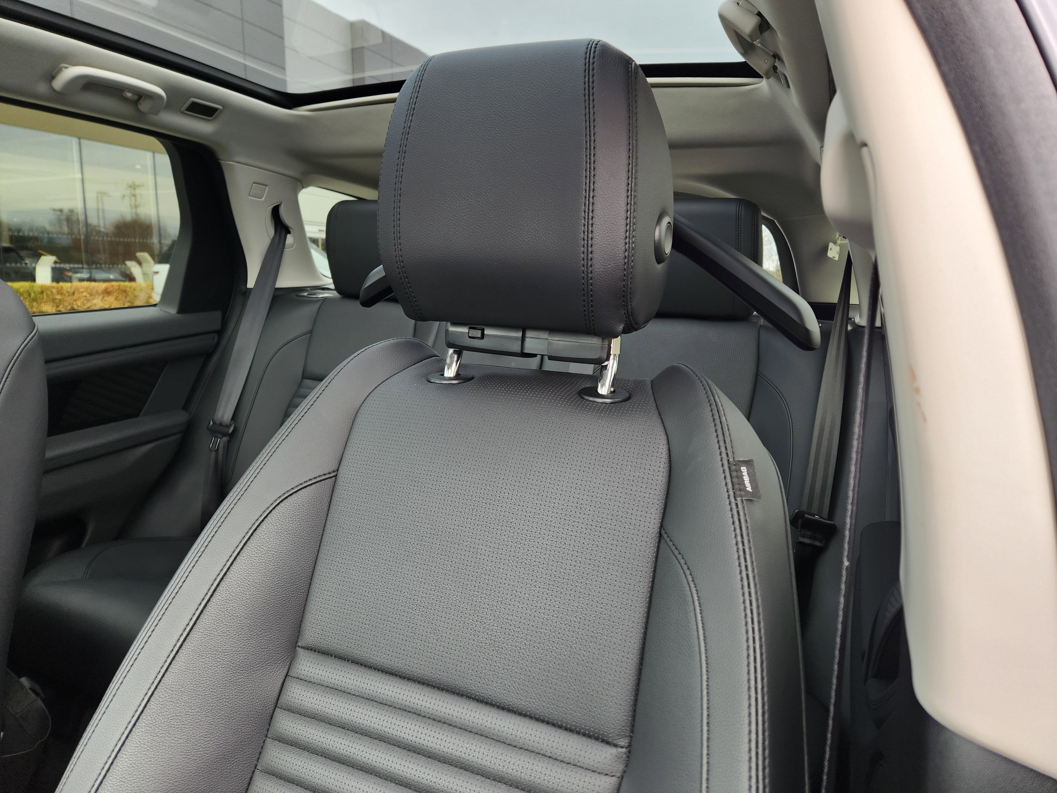 2025 Land Rover Discovery Sport S