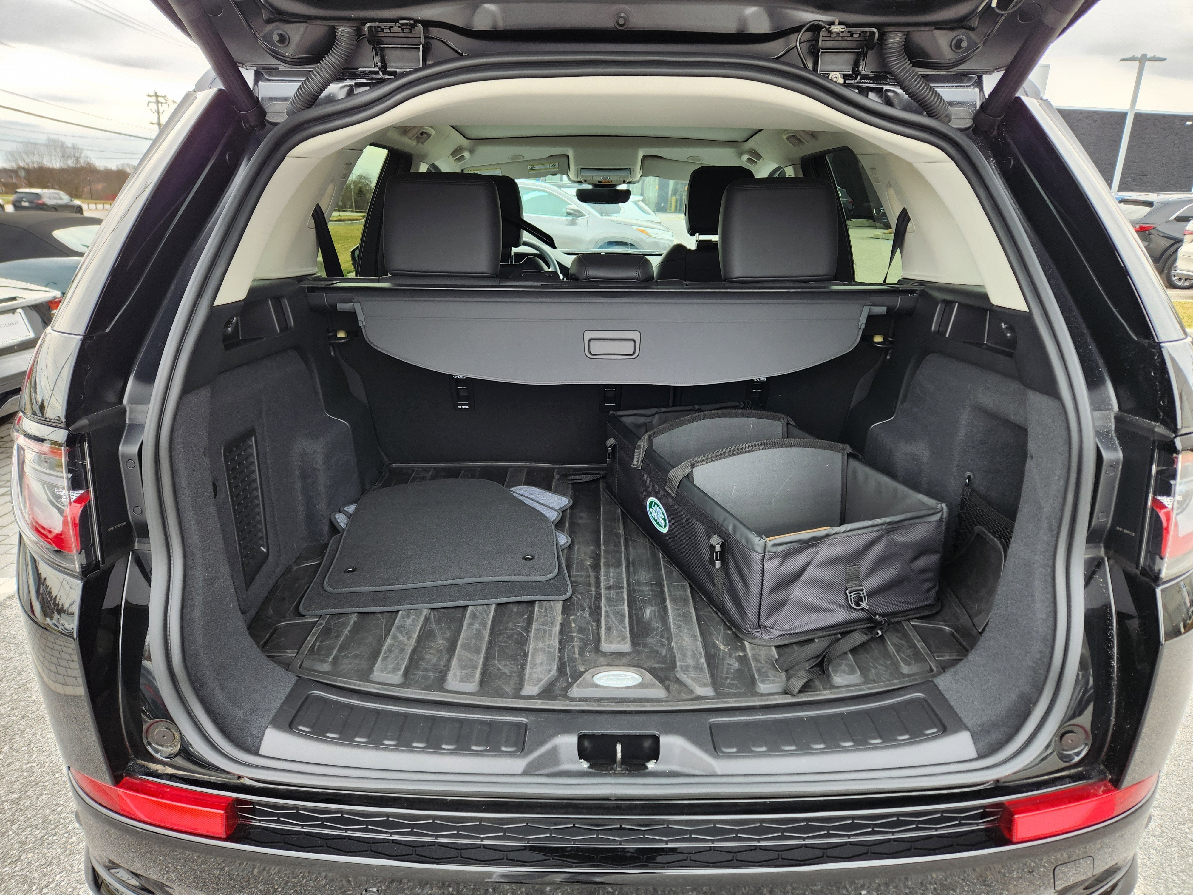 2025 Land Rover Discovery Sport S