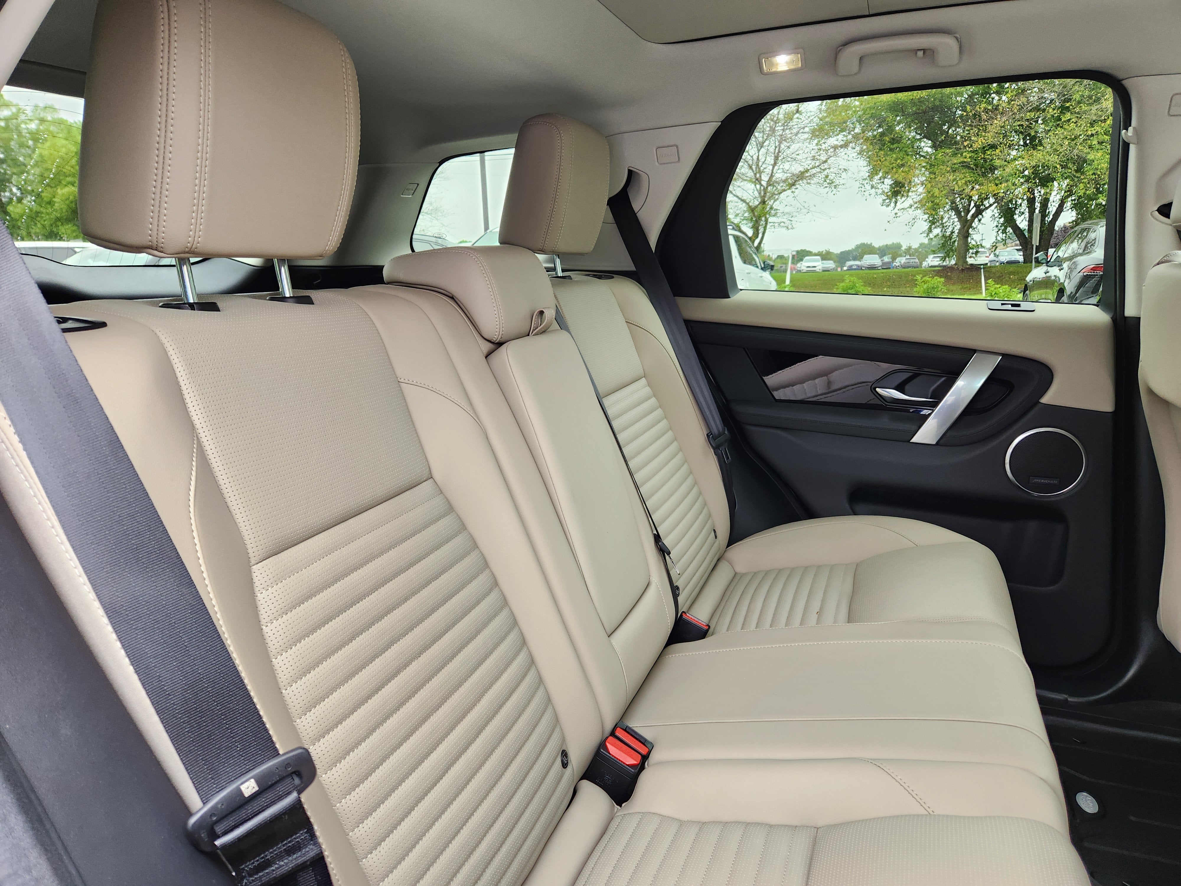 2025 Land Rover Discovery Sport S