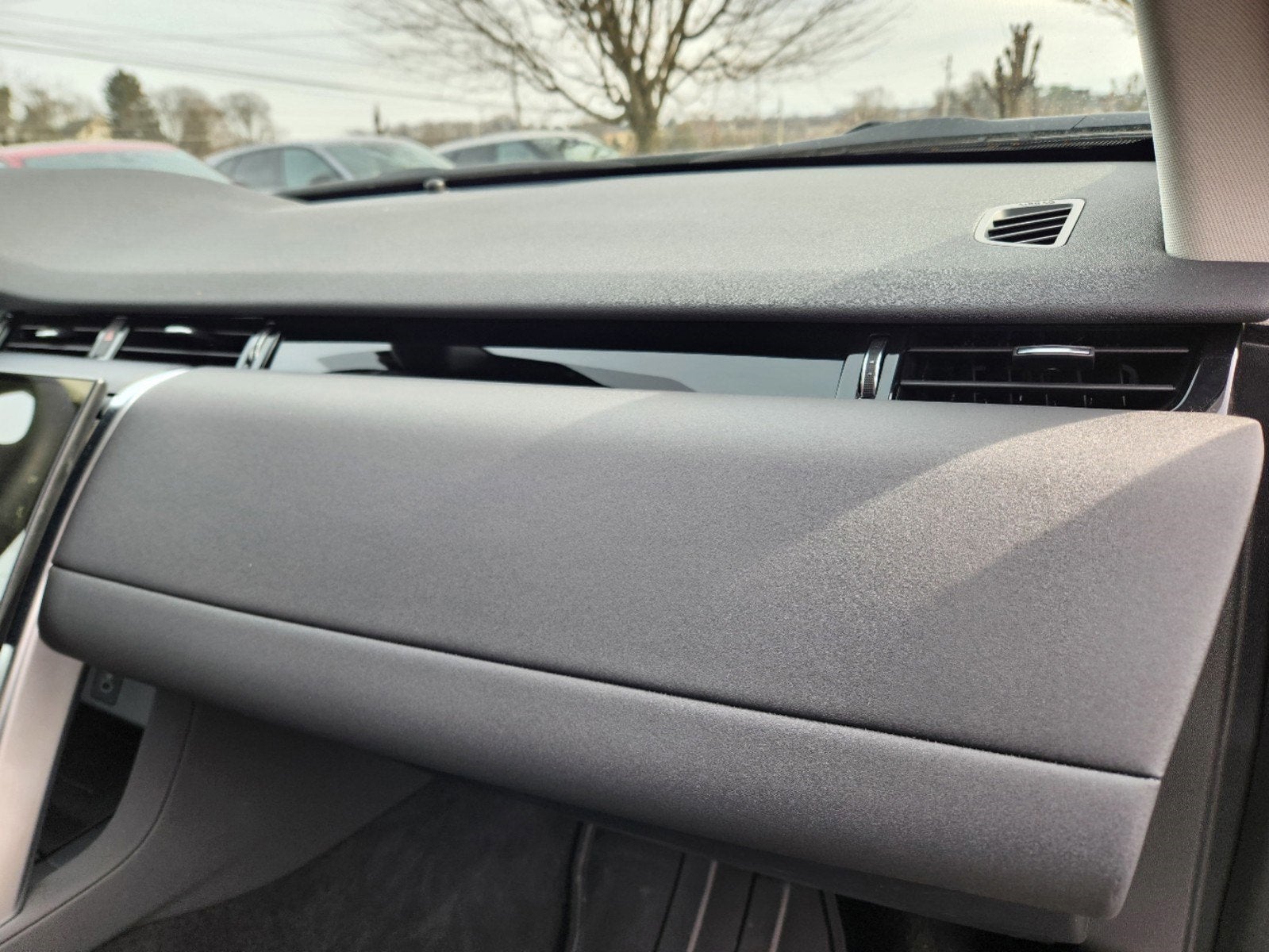 2024 Land Rover Discovery Sport S