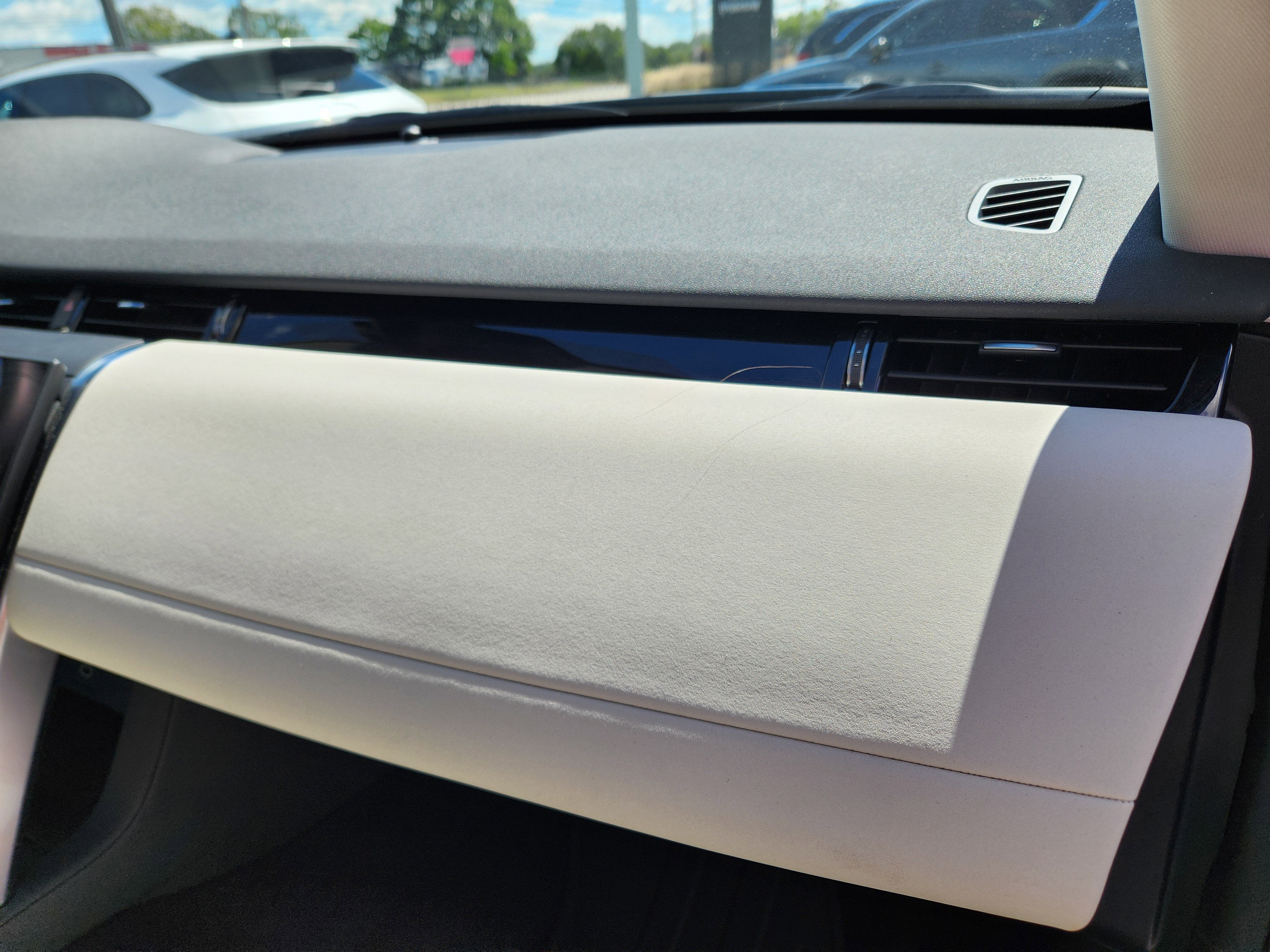 2025 Land Rover Discovery Sport S