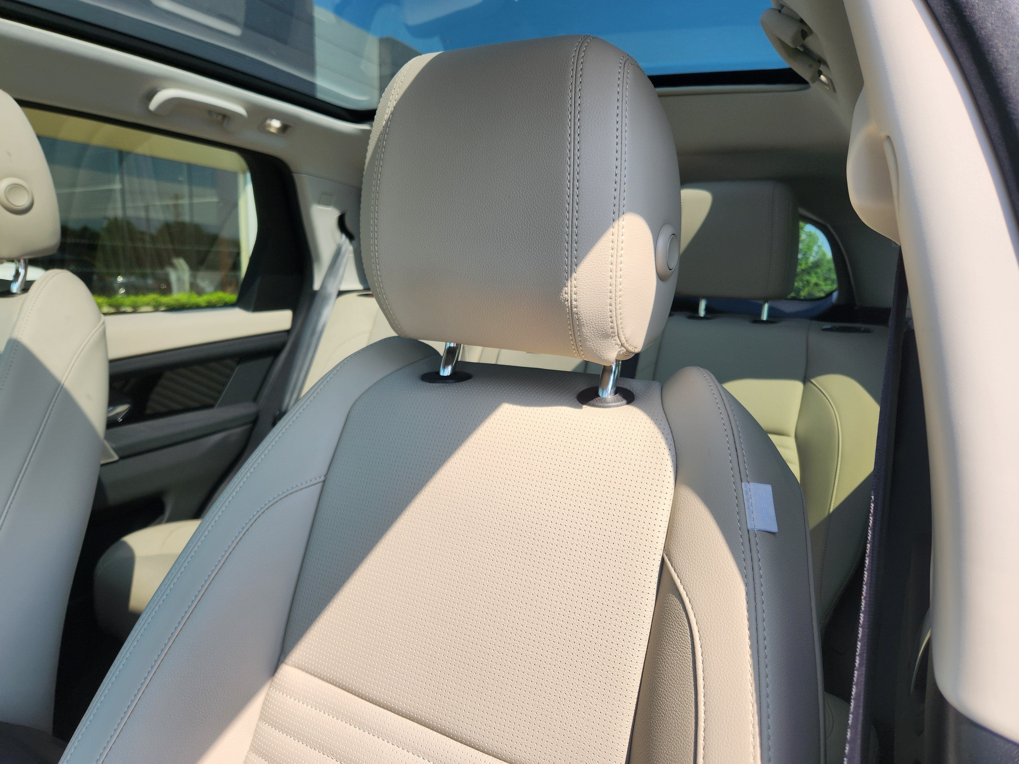 2025 Land Rover Discovery Sport S