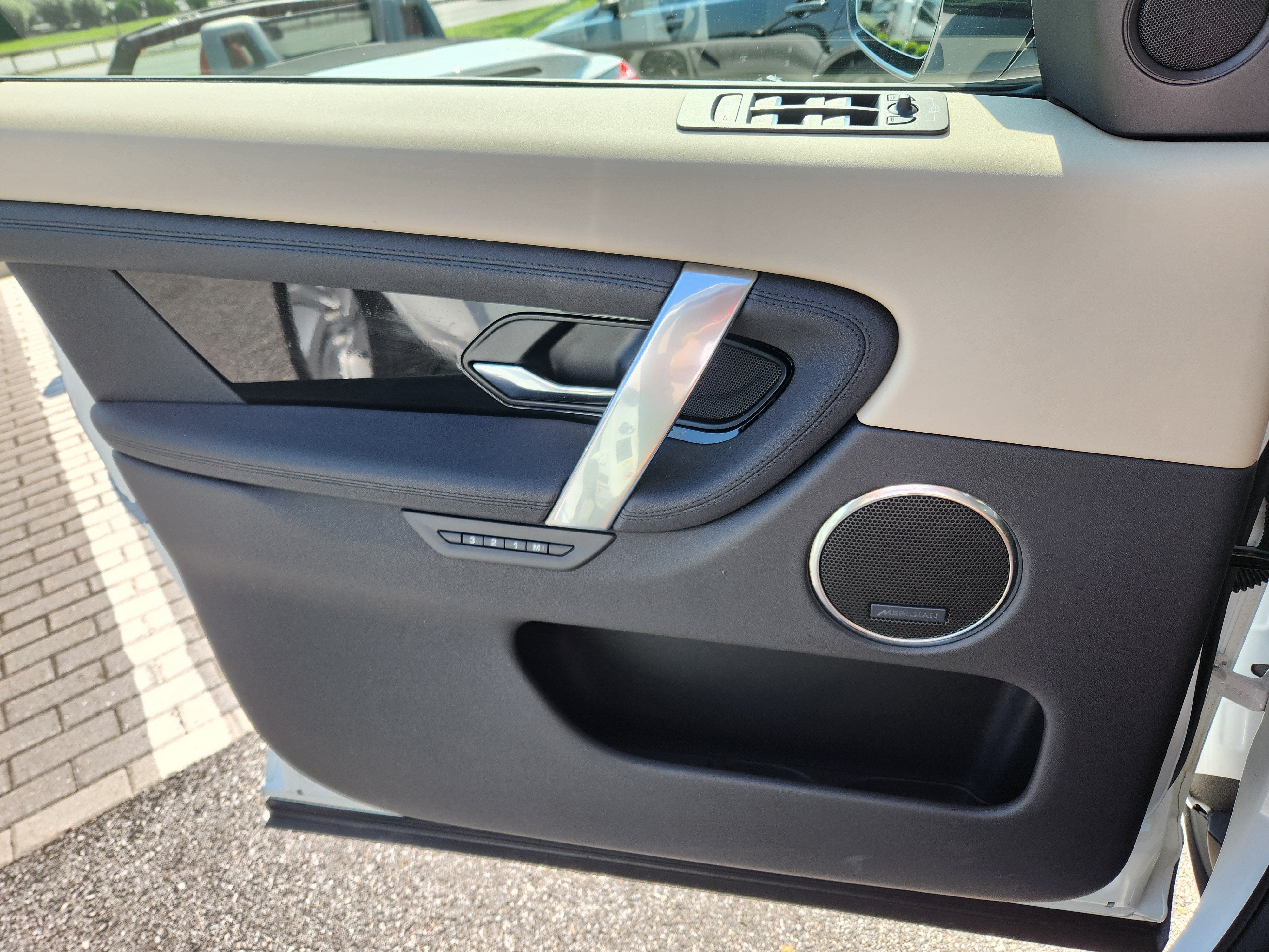 2025 Land Rover Discovery Sport S