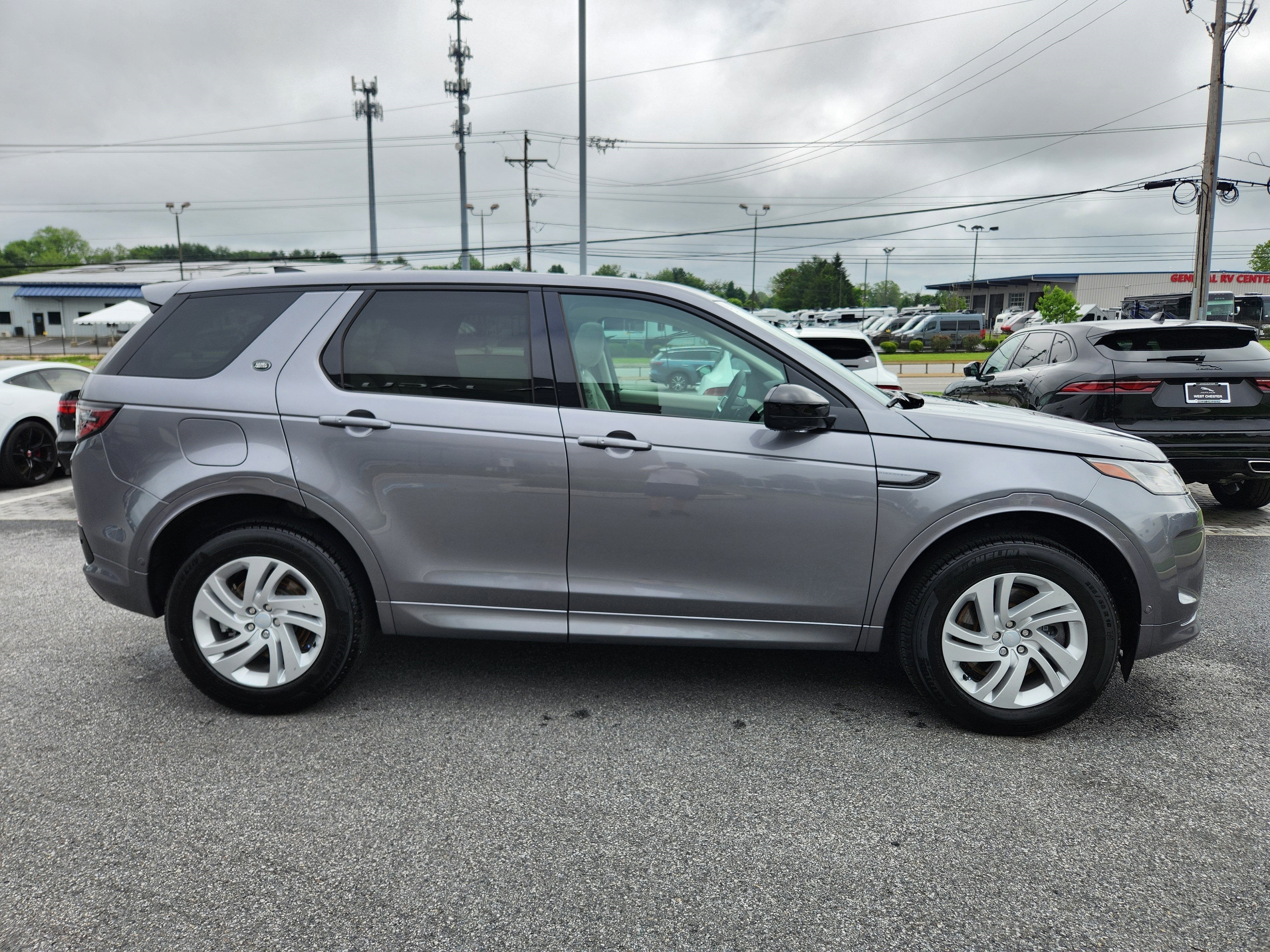 2025 Land Rover Discovery Sport S