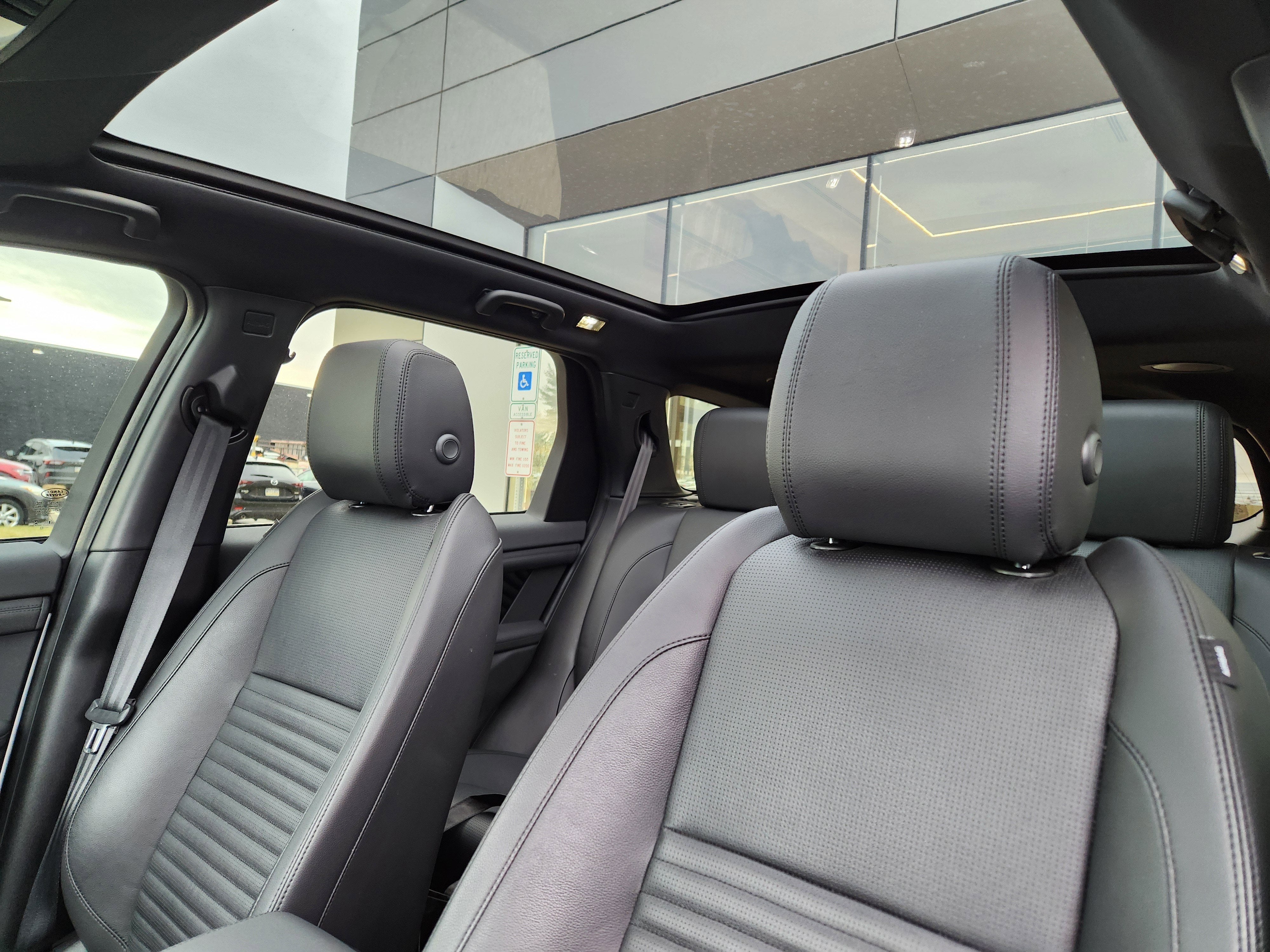 2023 Land Rover Discovery Sport SE