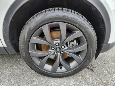 2023 Land Rover Discovery Sport SE