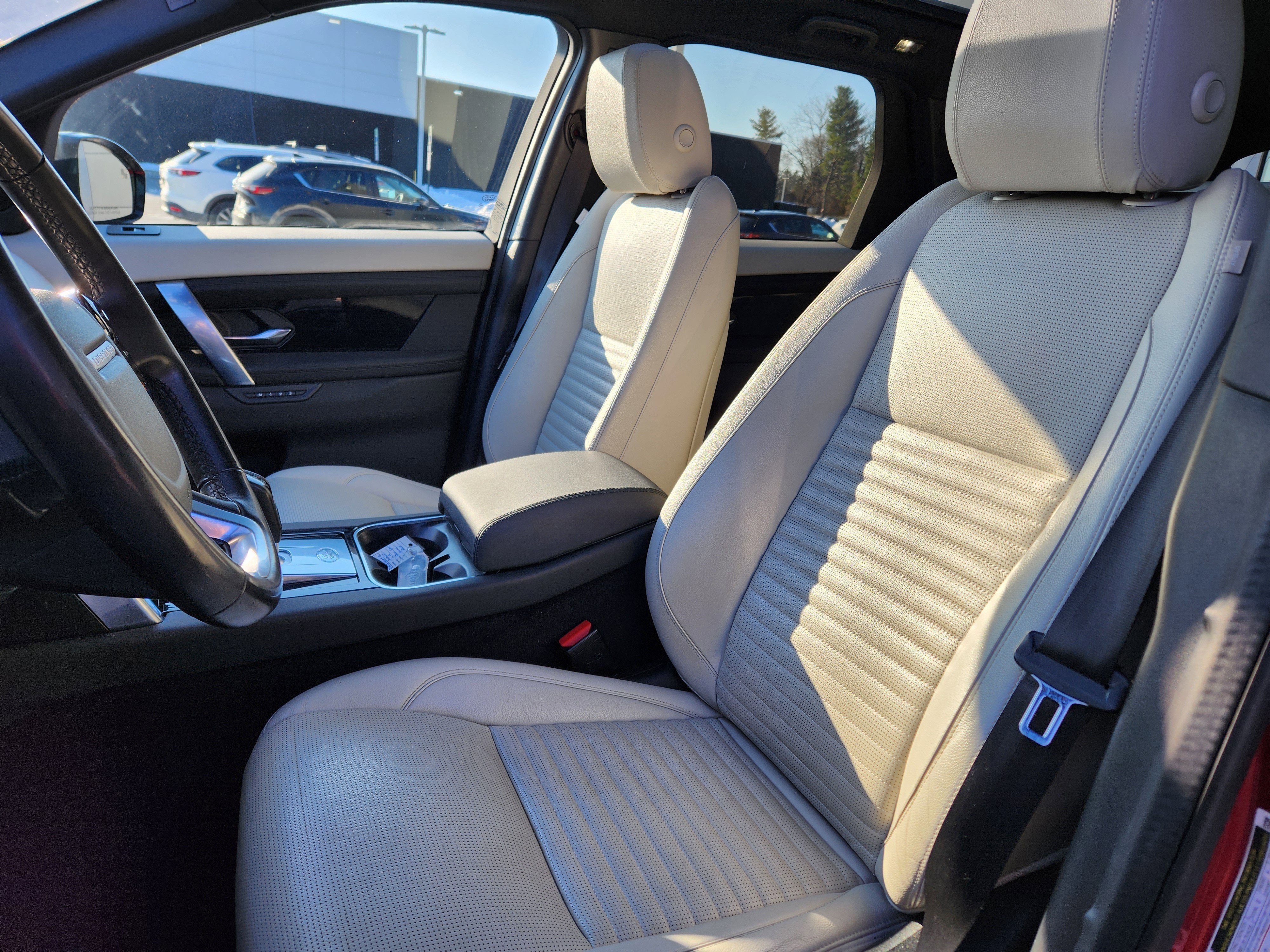 2020 Land Rover Discovery Sport SE