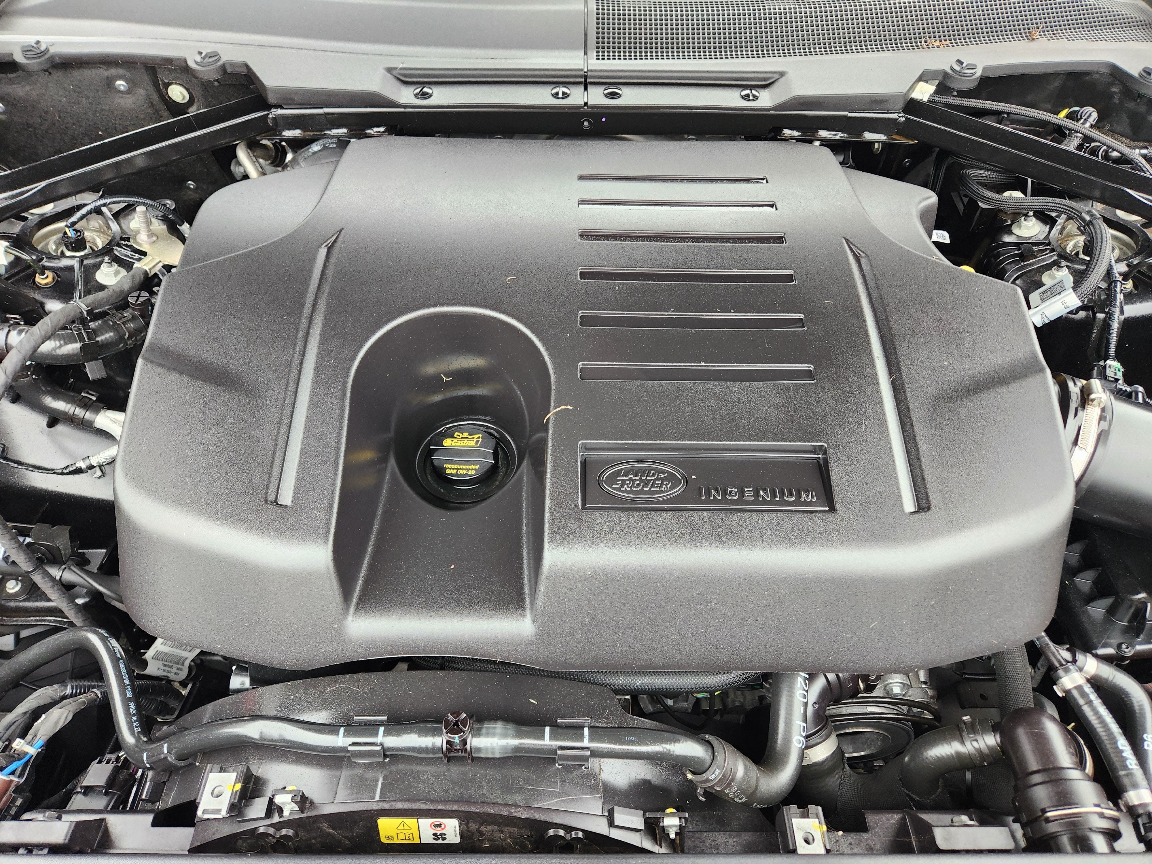 2024 Land Rover Defender 90 X-Dynamic SE
