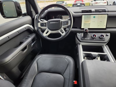2025 Land Rover Defender 110 X-Dynamic SE