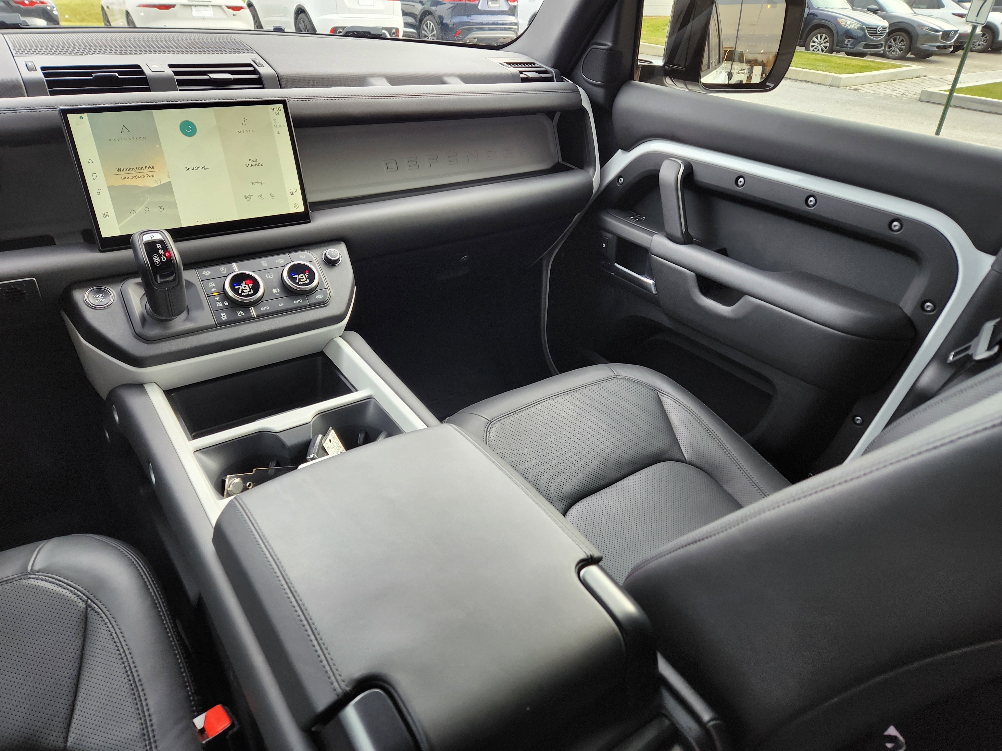 2025 Land Rover Defender 110 X-Dynamic SE