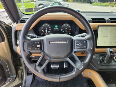 2025 Land Rover Defender 110 X-Dynamic SE