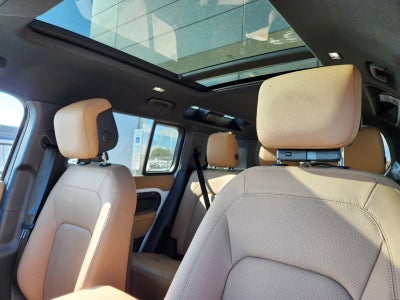 2025 Land Rover Defender 110 X-Dynamic SE