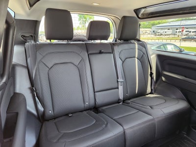 2025 Land Rover Defender 90 S