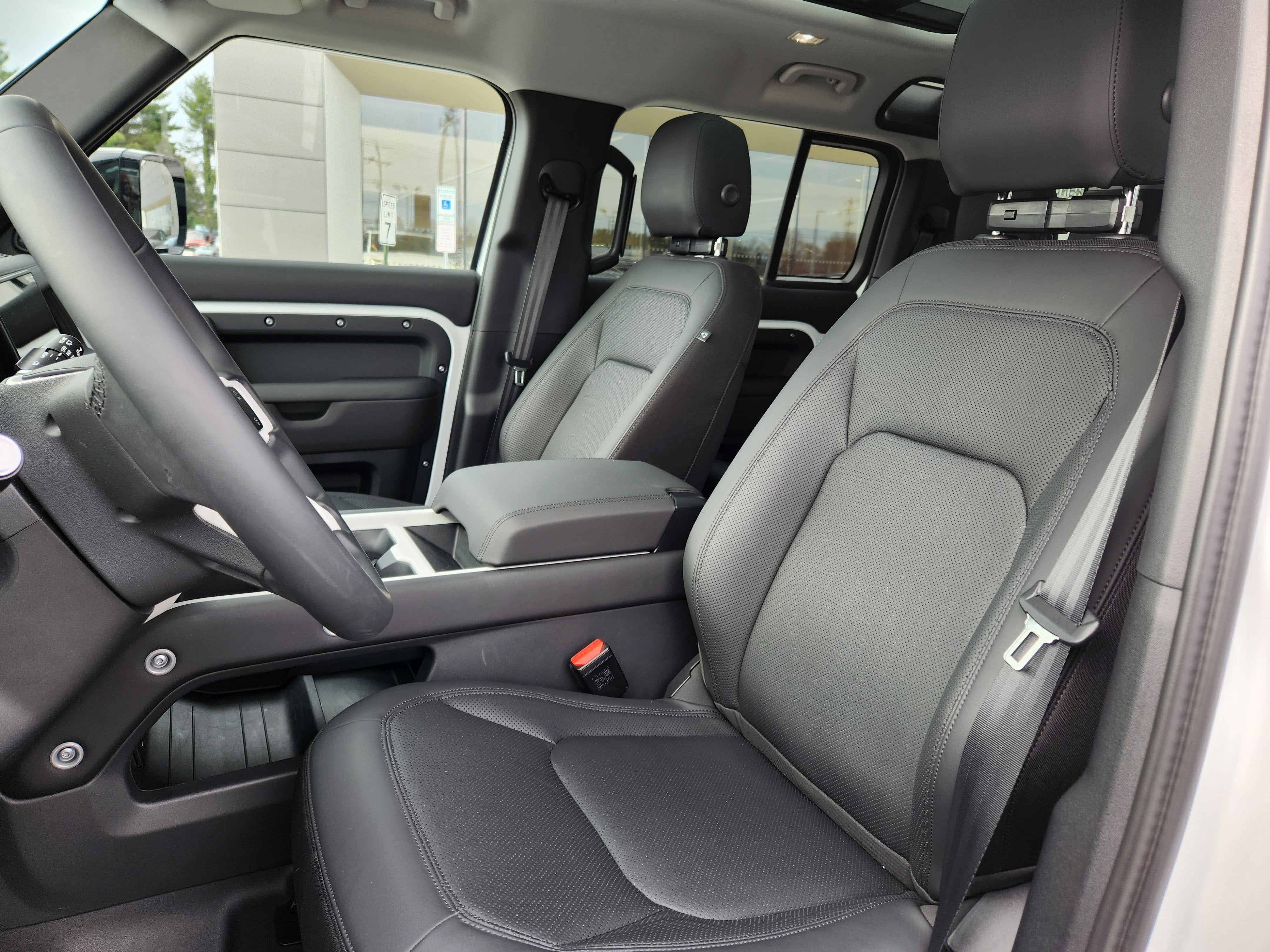 2025 Land Rover Defender S