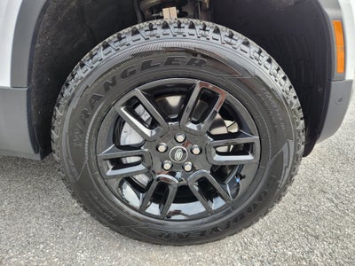 2025 Land Rover Defender S