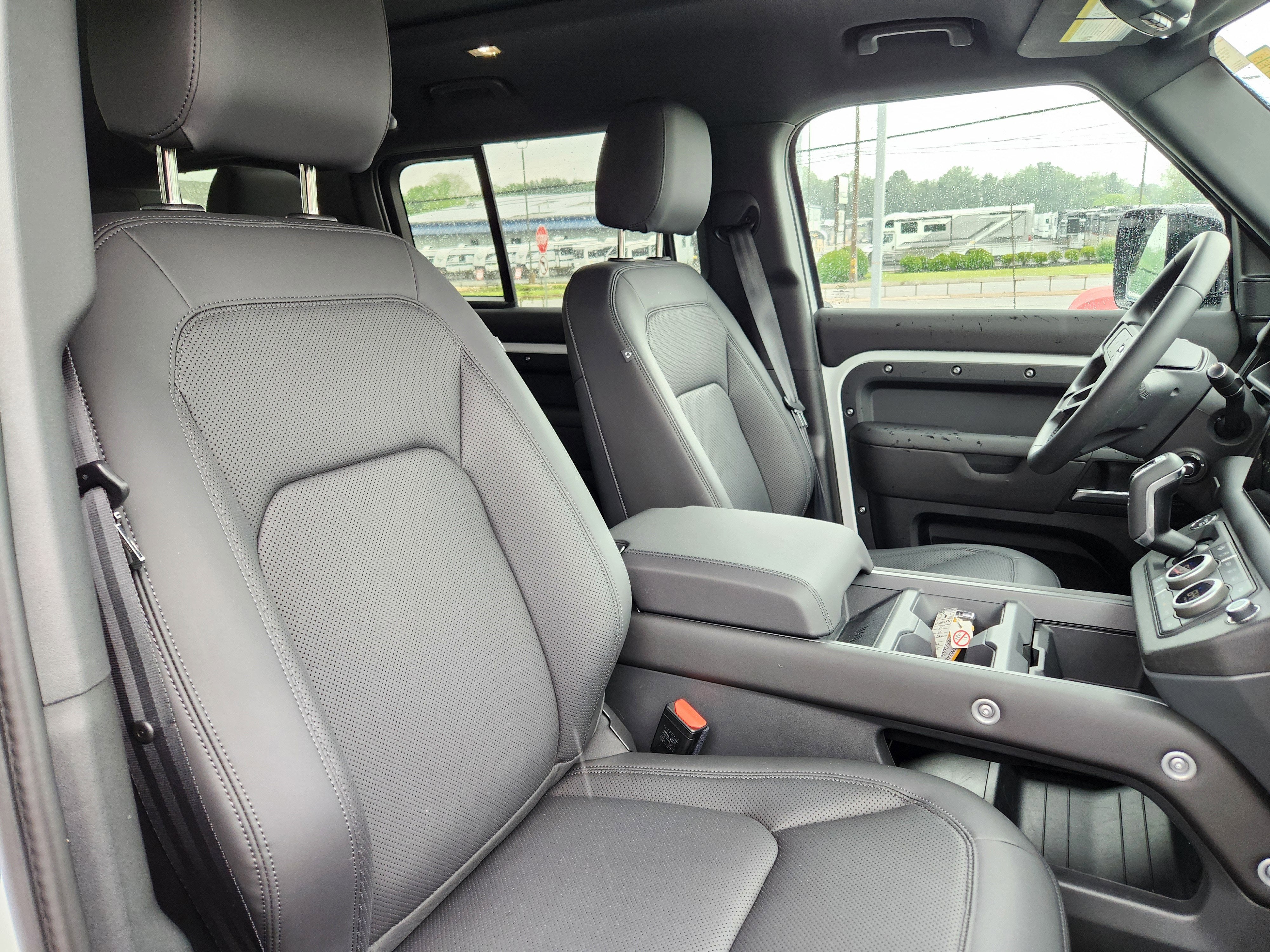 2025 Land Rover Defender S