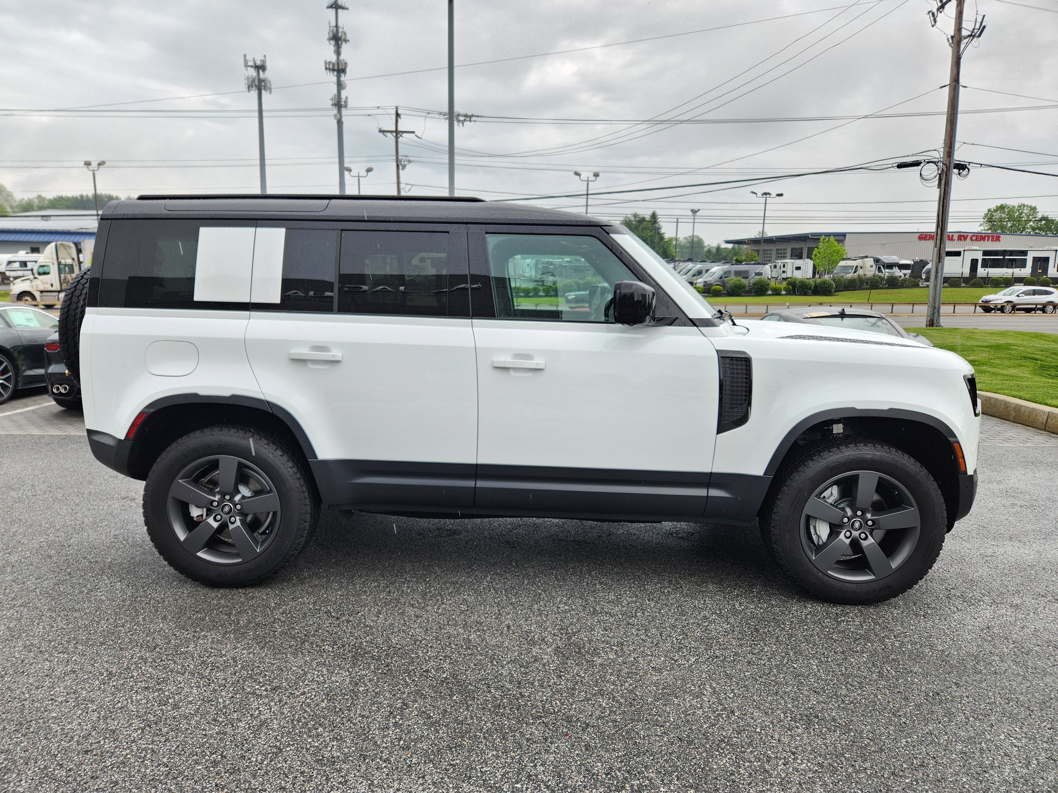 2025 Land Rover Defender S