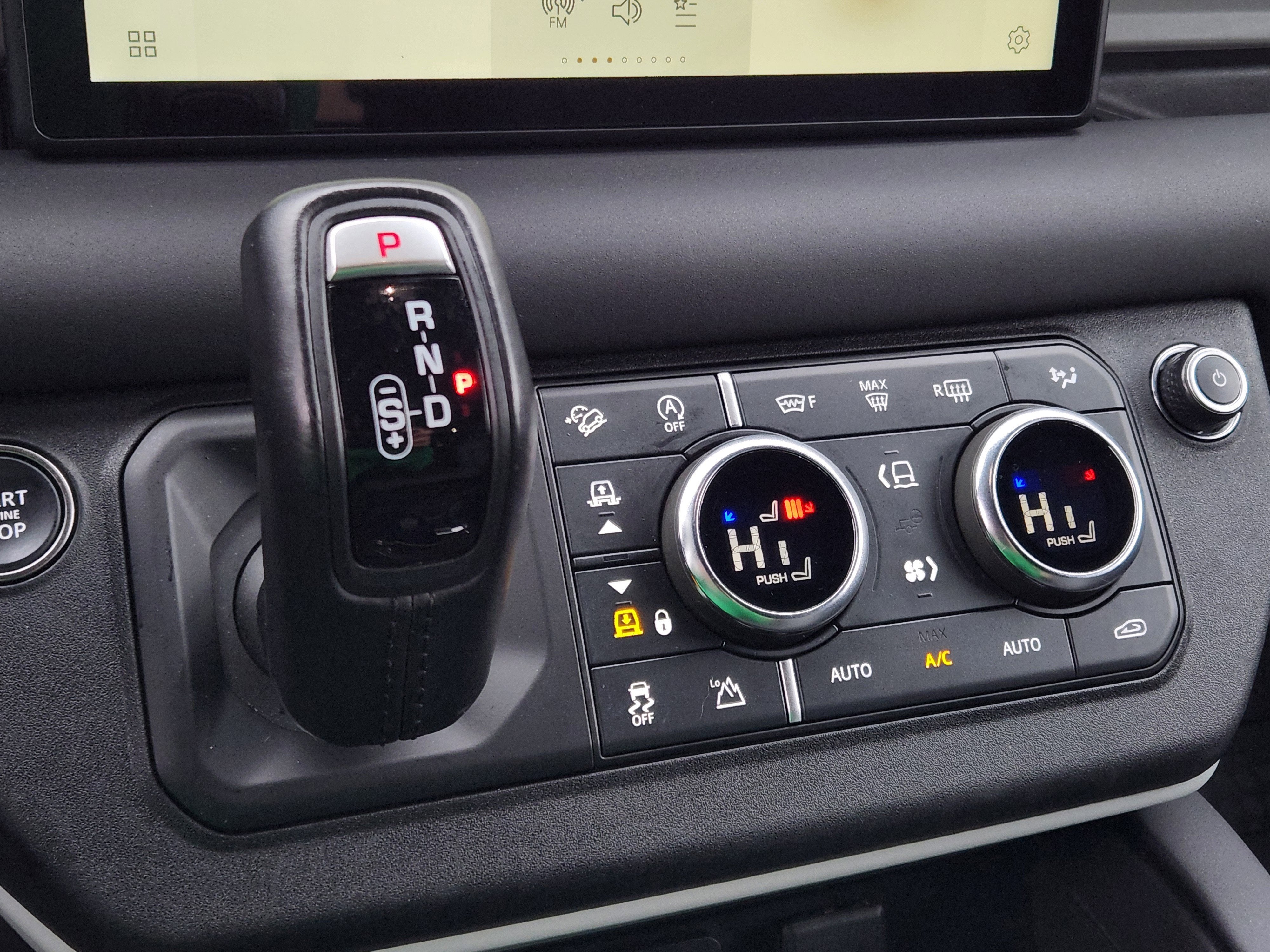 2024 Land Rover Defender 110 S