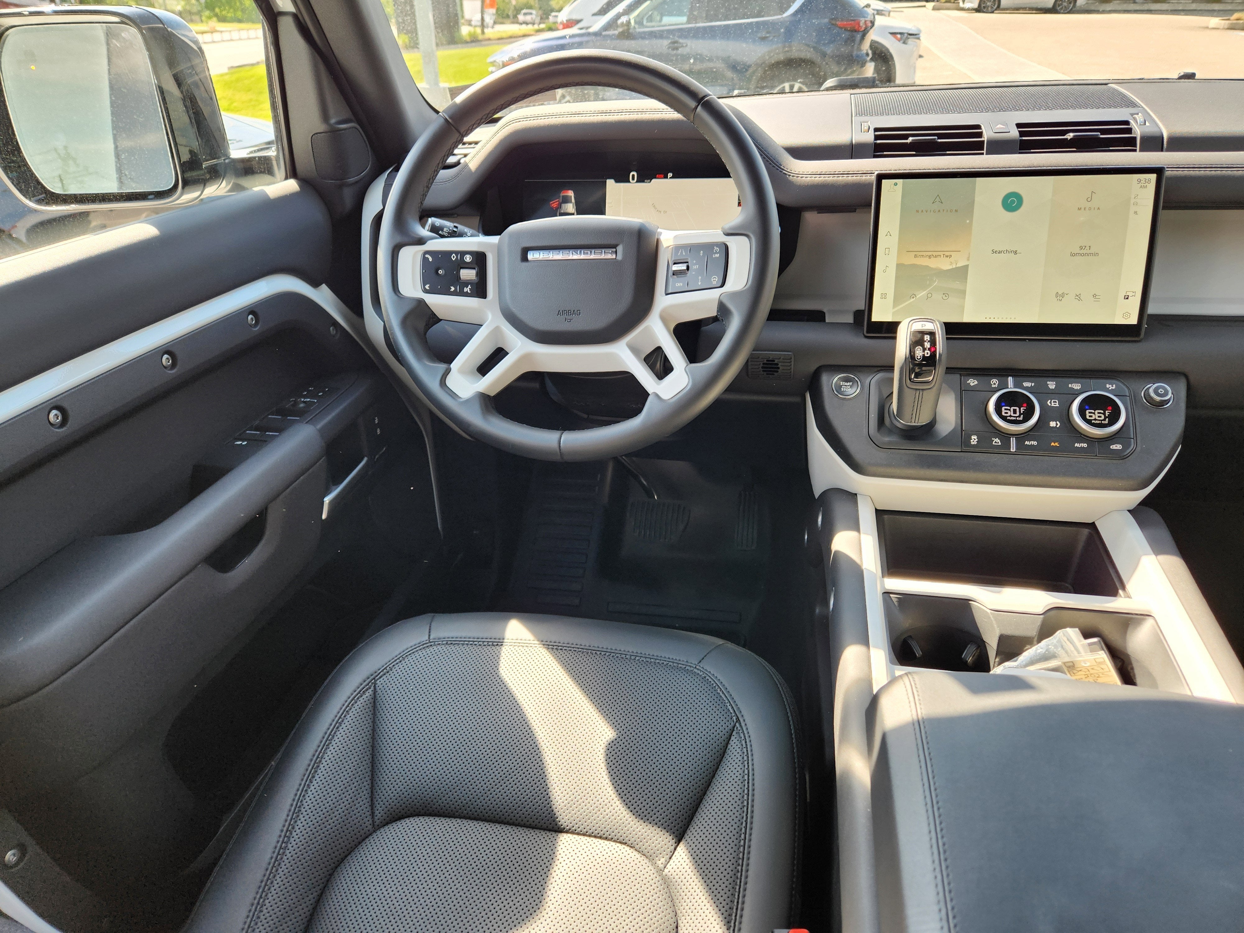 2025 Land Rover Defender 110 S