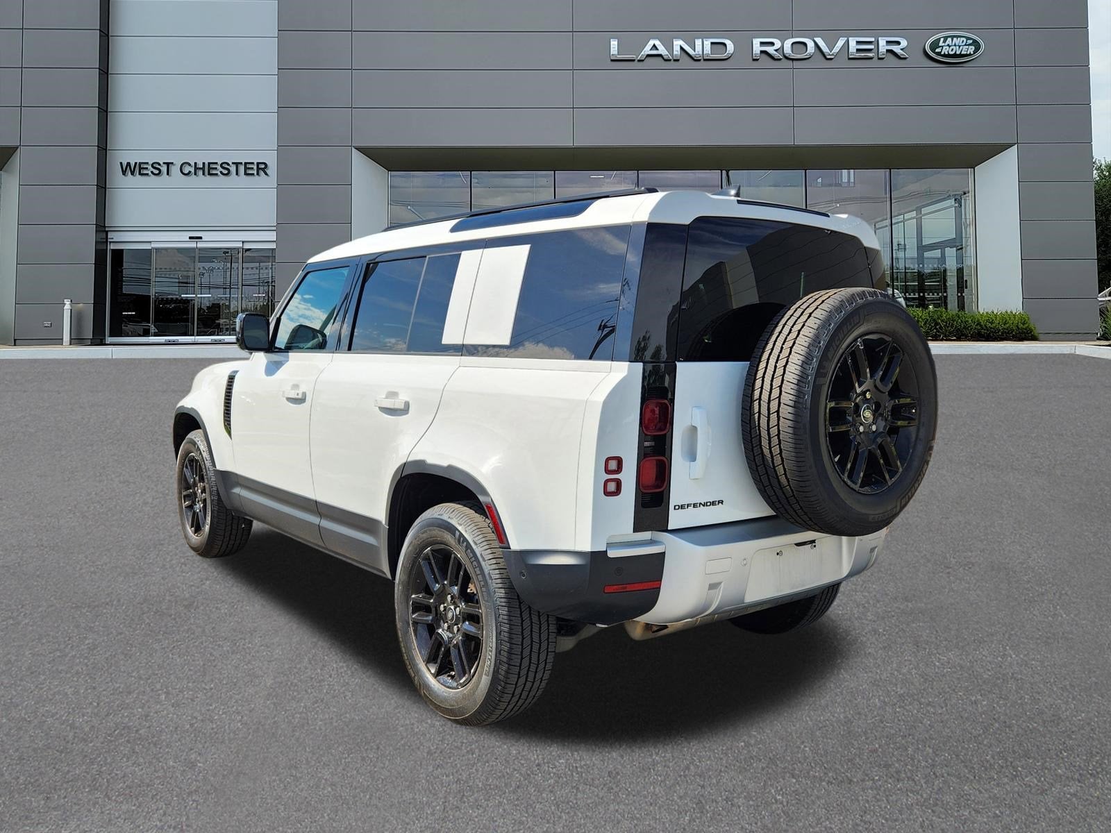 2025 Land Rover Defender 110 S