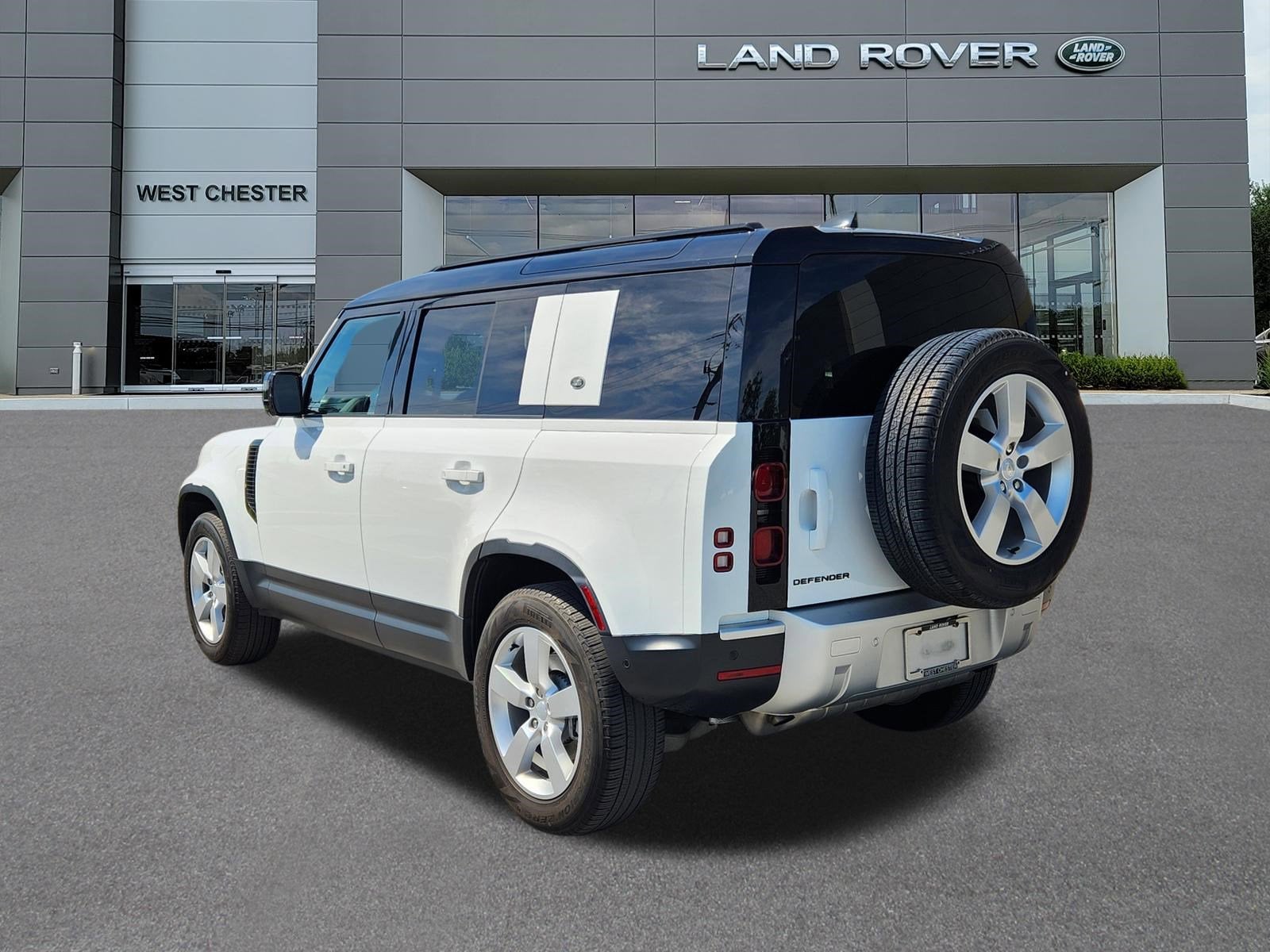 2024 Land Rover Defender 110 S