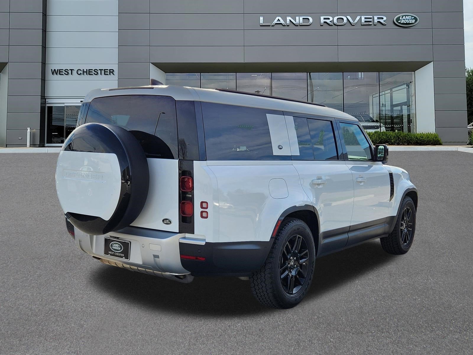 2023 Land Rover Defender 130 S