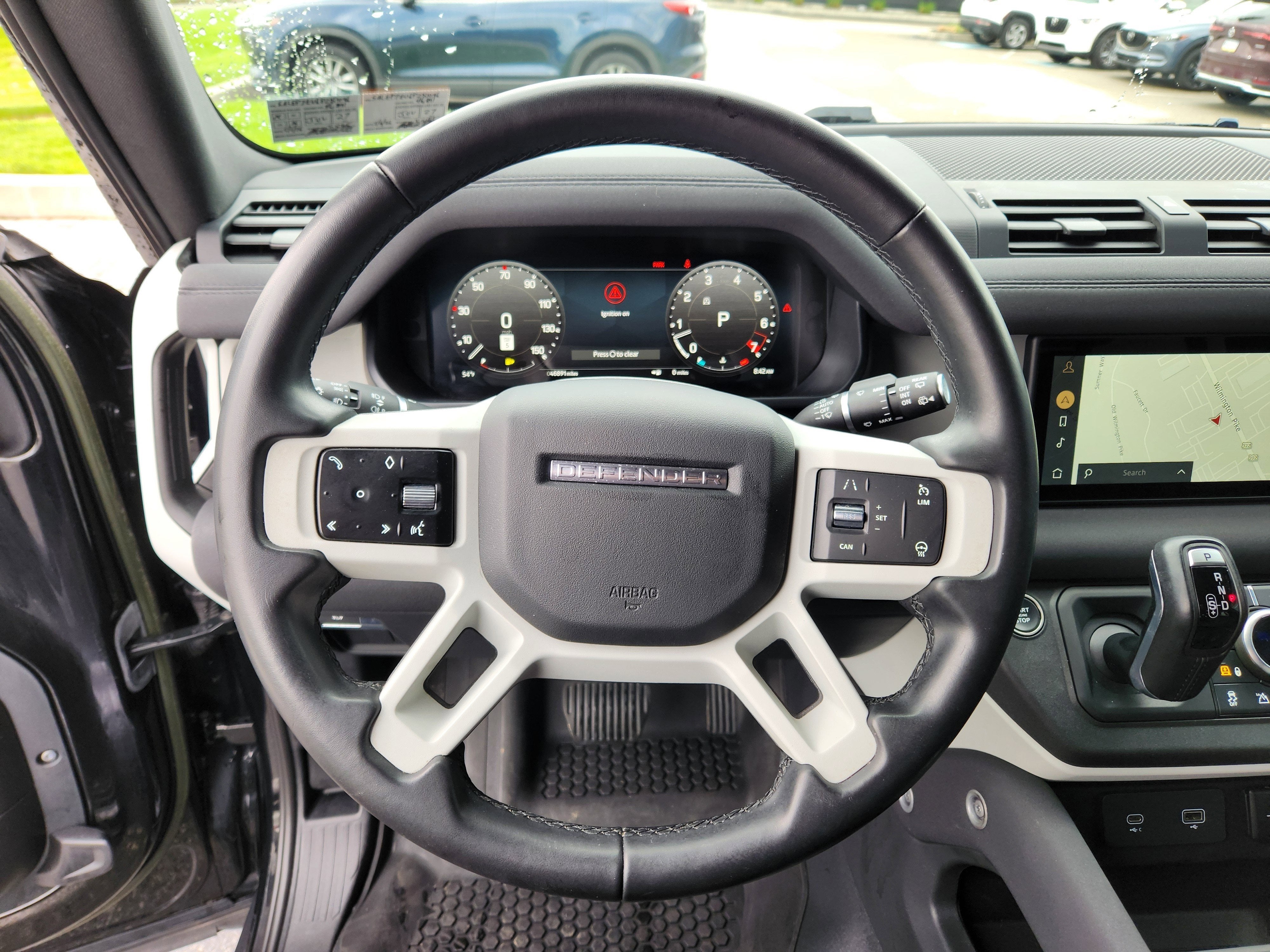 2023 Land Rover Defender 110 SE