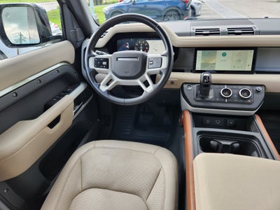 2023 Land Rover Defender SE