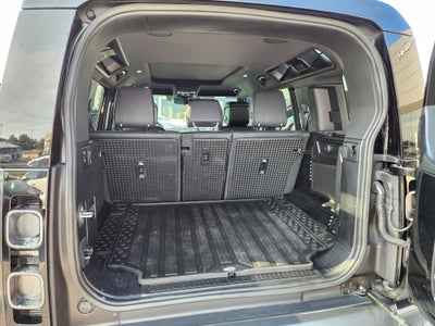 2023 Land Rover Defender 110 Carpathian Edition