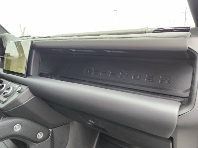 2024 Land Rover Defender 130 Outbound