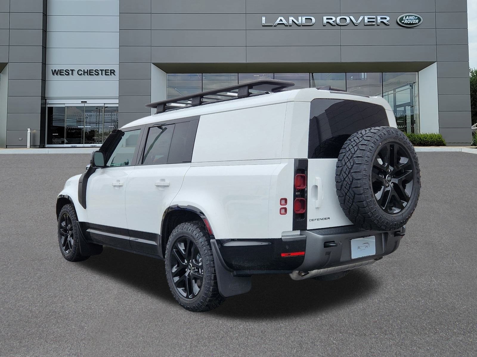 2024 Land Rover Defender 130 Outbound