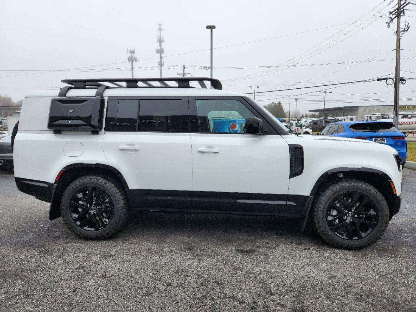 2024 Land Rover Defender 130 Outbound