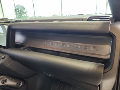 2025 Land Rover Defender OCTA Edition One