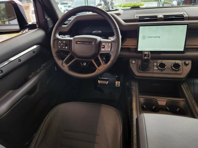 2025 Land Rover Defender OCTA Edition One