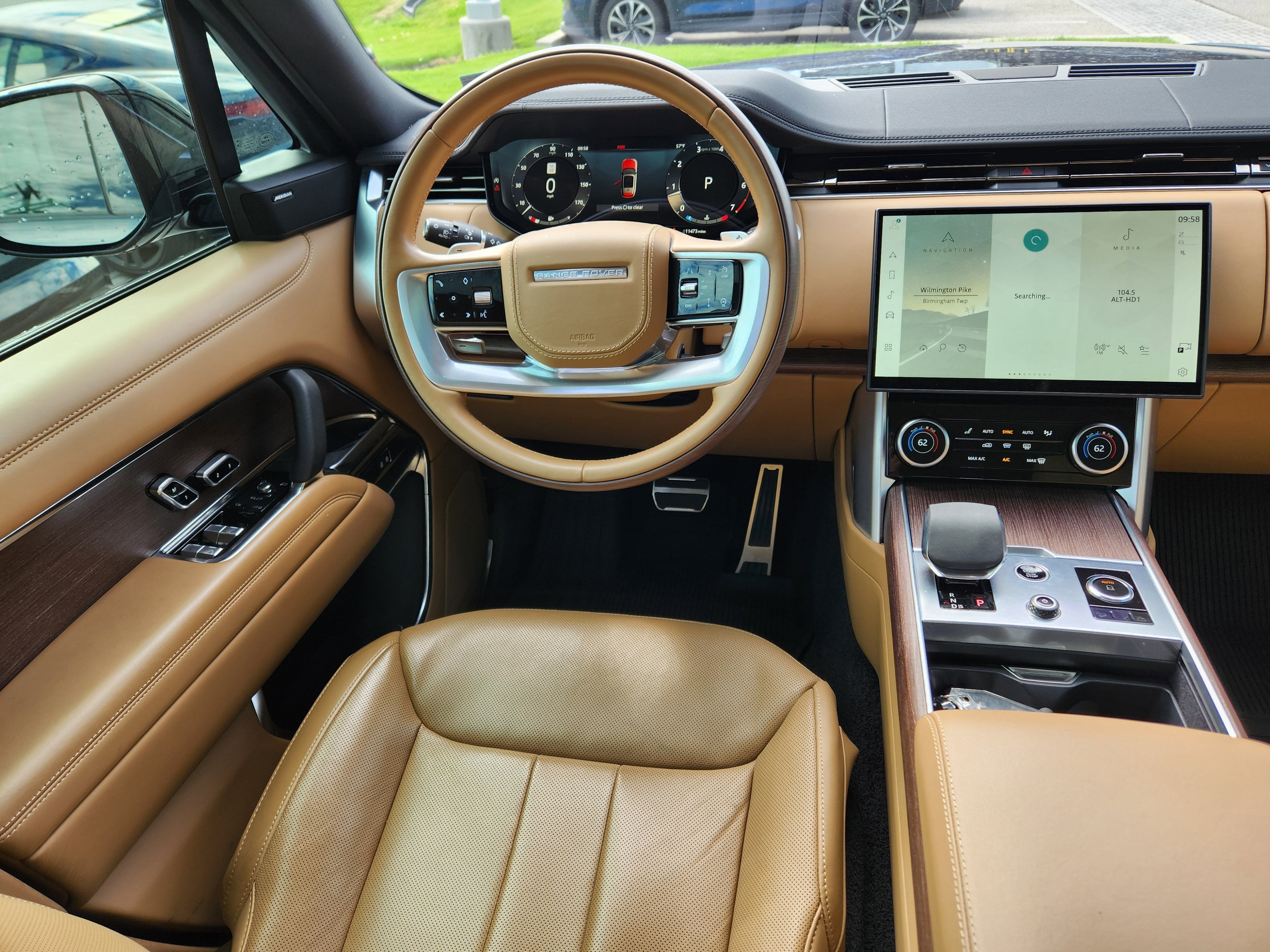 2023 Land Rover Range Rover SE