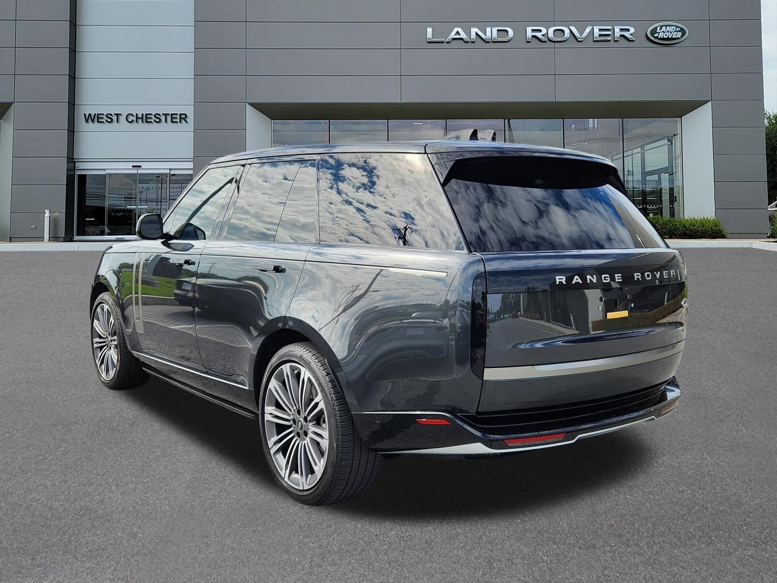 2023 Land Rover Range Rover SE