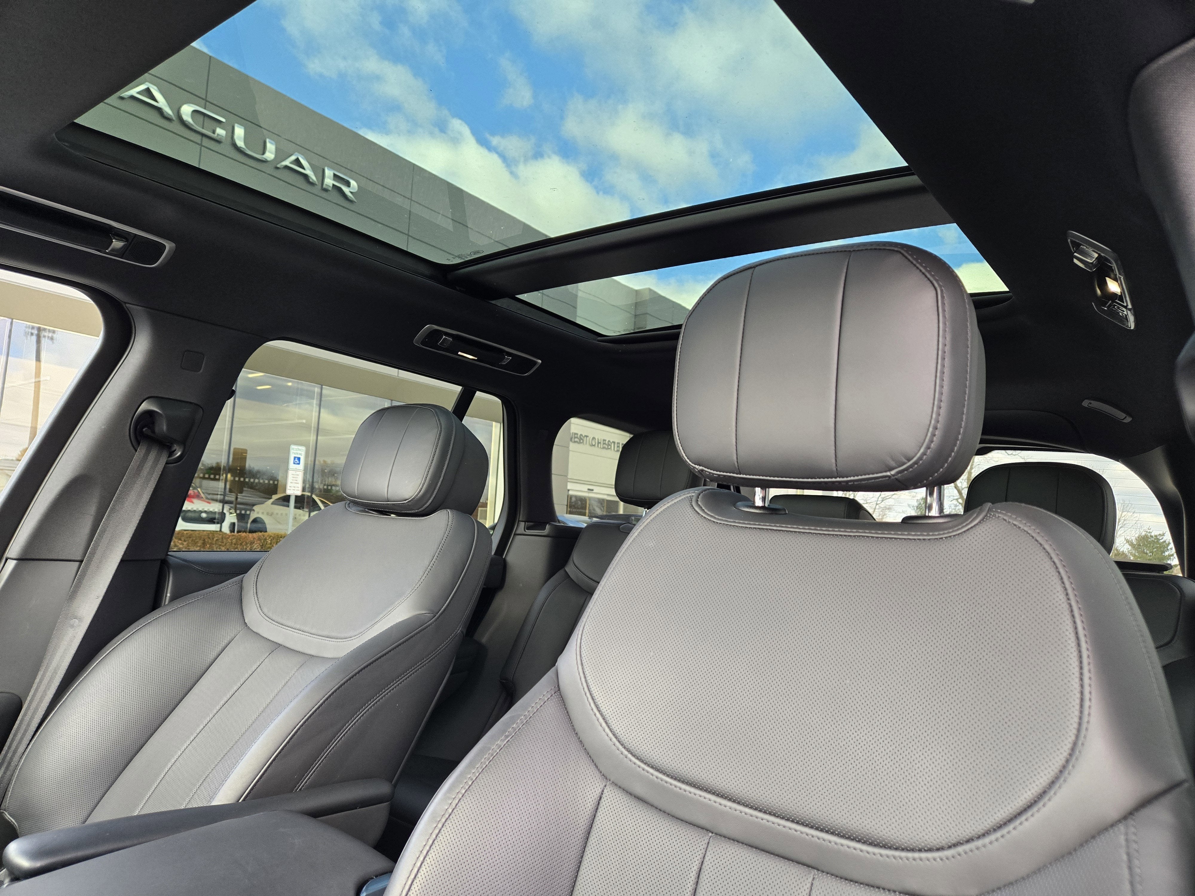 2024 Land Rover Range Rover SE