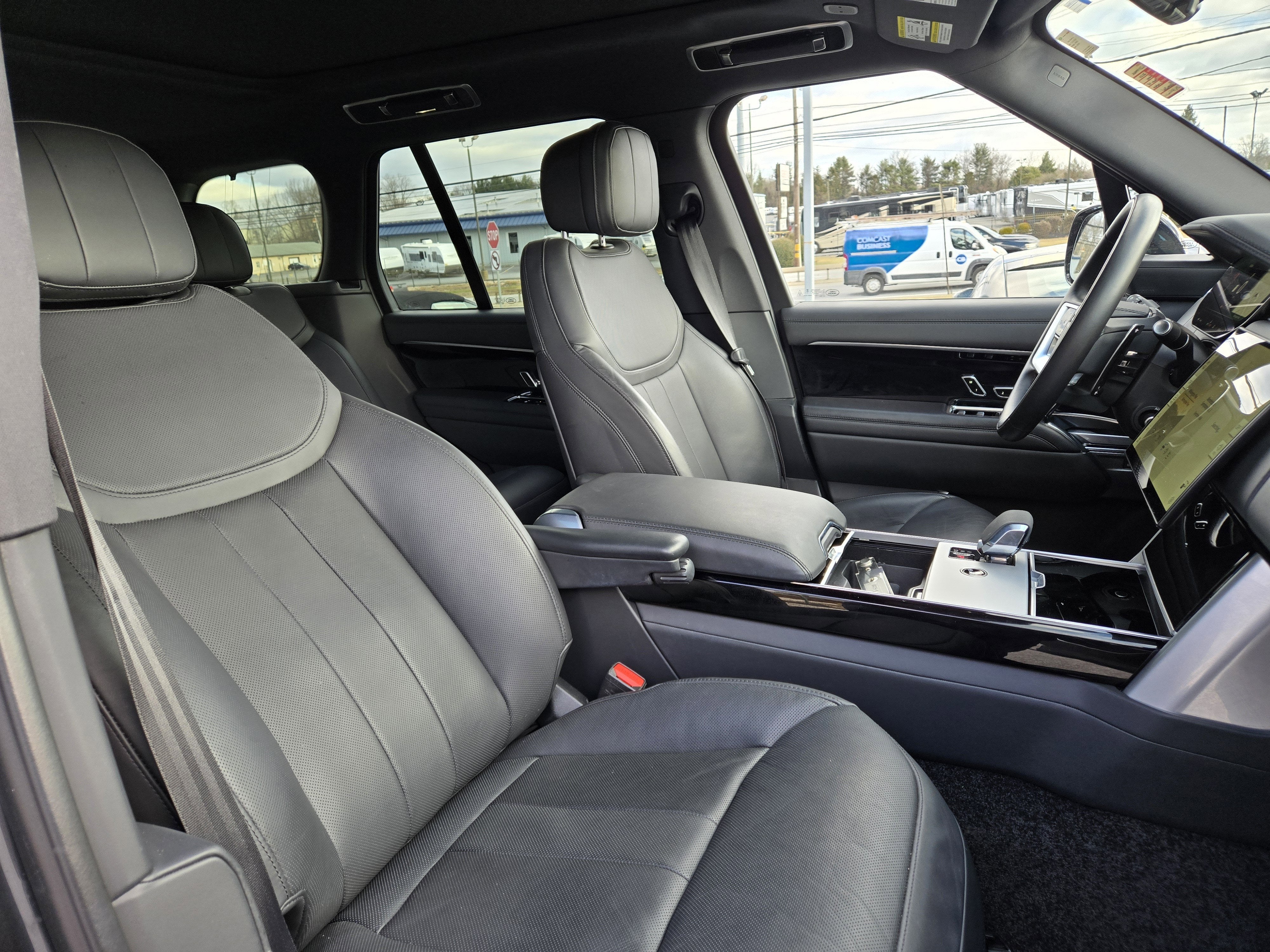 2024 Land Rover Range Rover SE