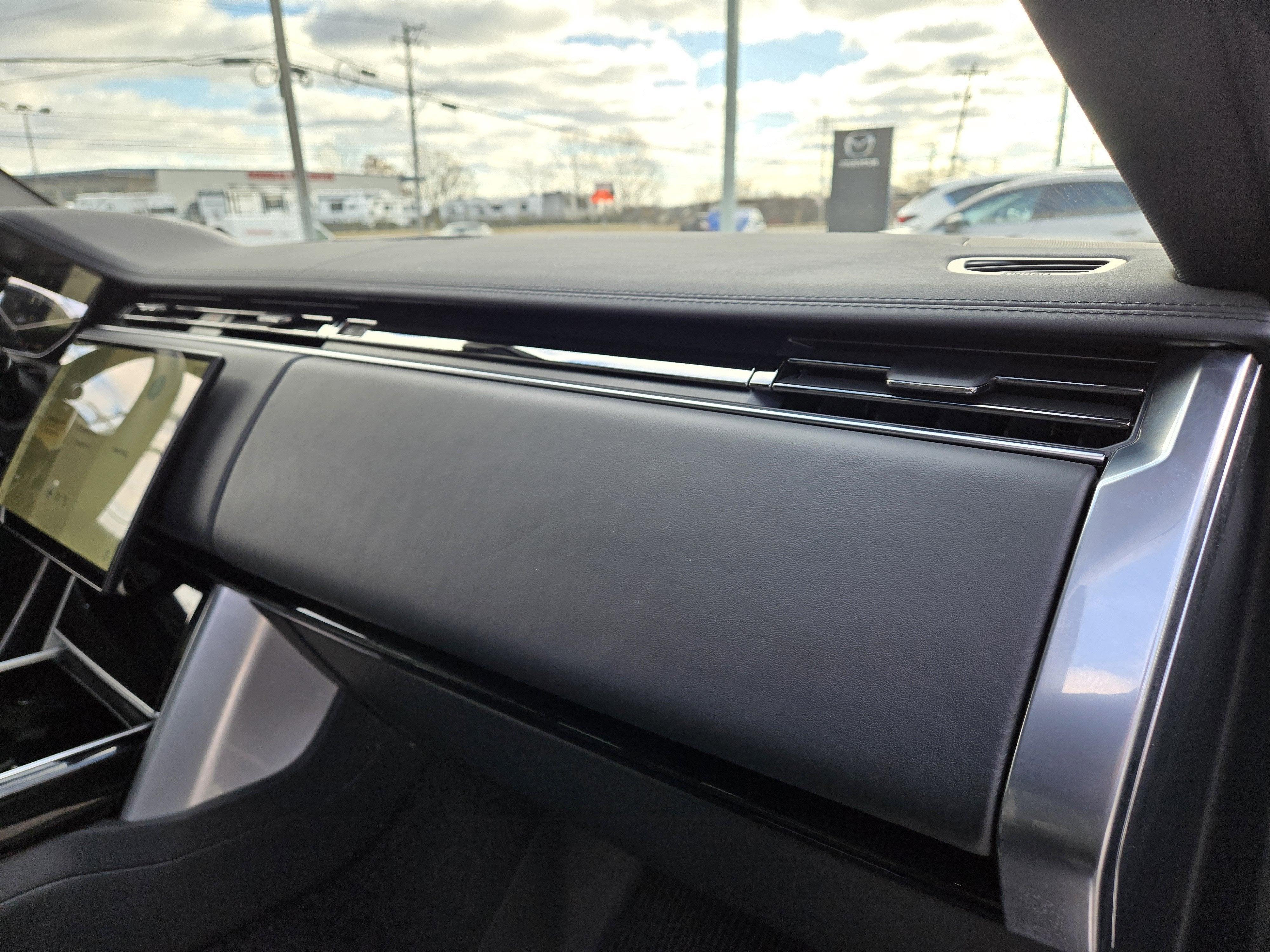 2024 Land Rover Range Rover SE