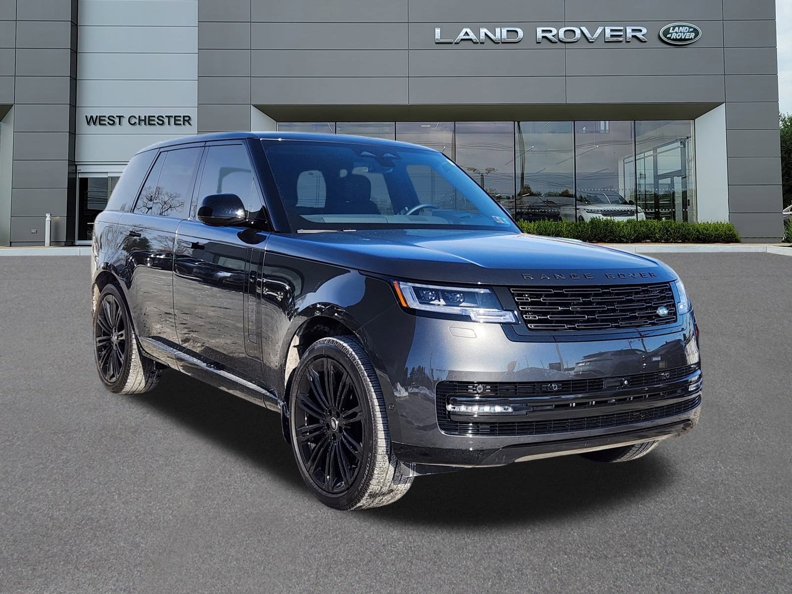 2025 Land Rover Range Rover SE