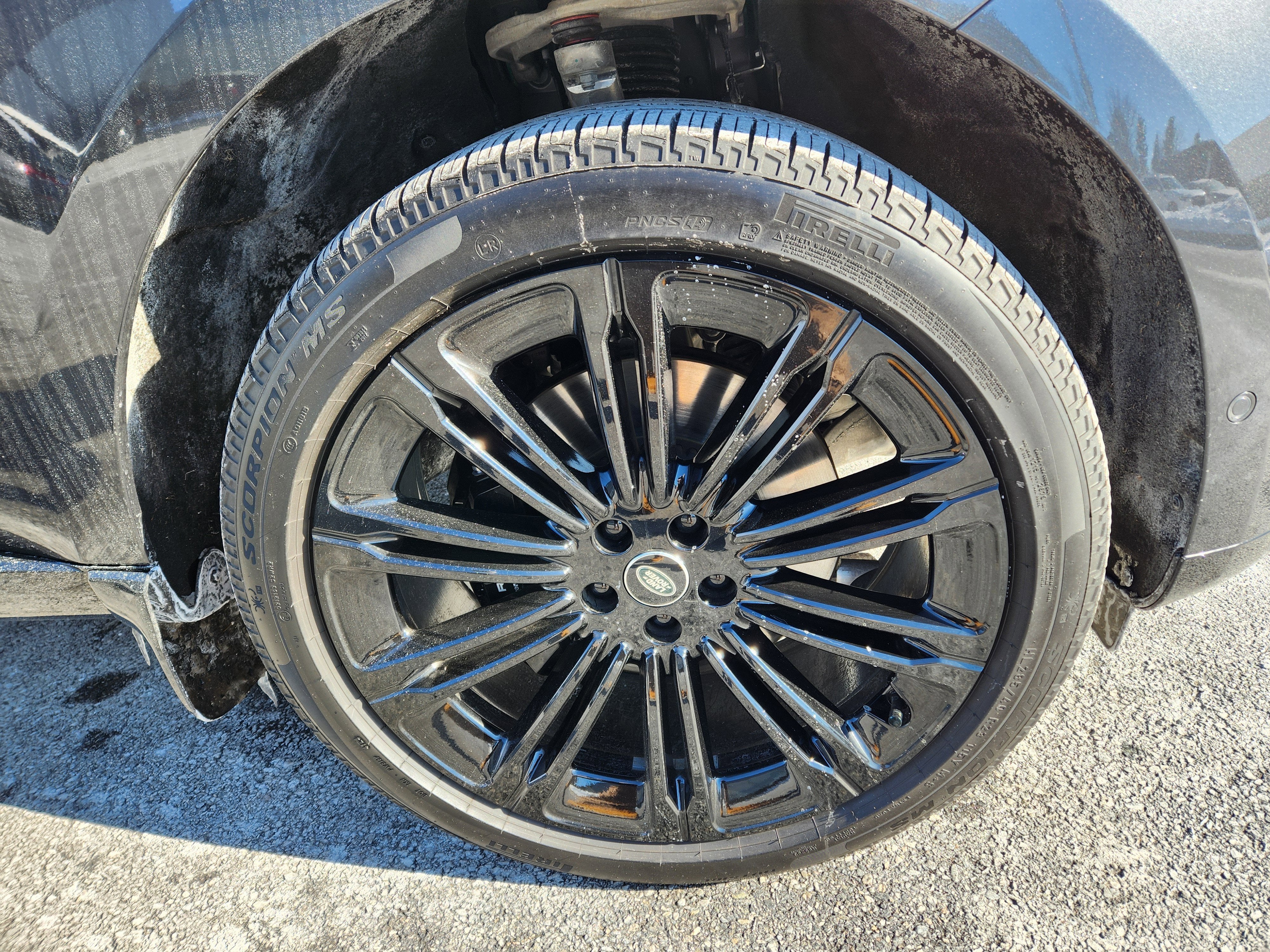 2025 Land Rover Range Rover SE