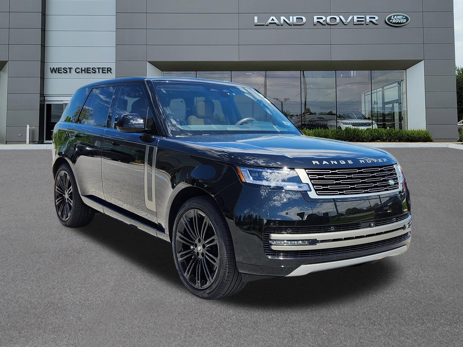 2025 Land Rover Range Rover SE