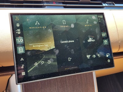 2025 Land Rover Range Rover SE