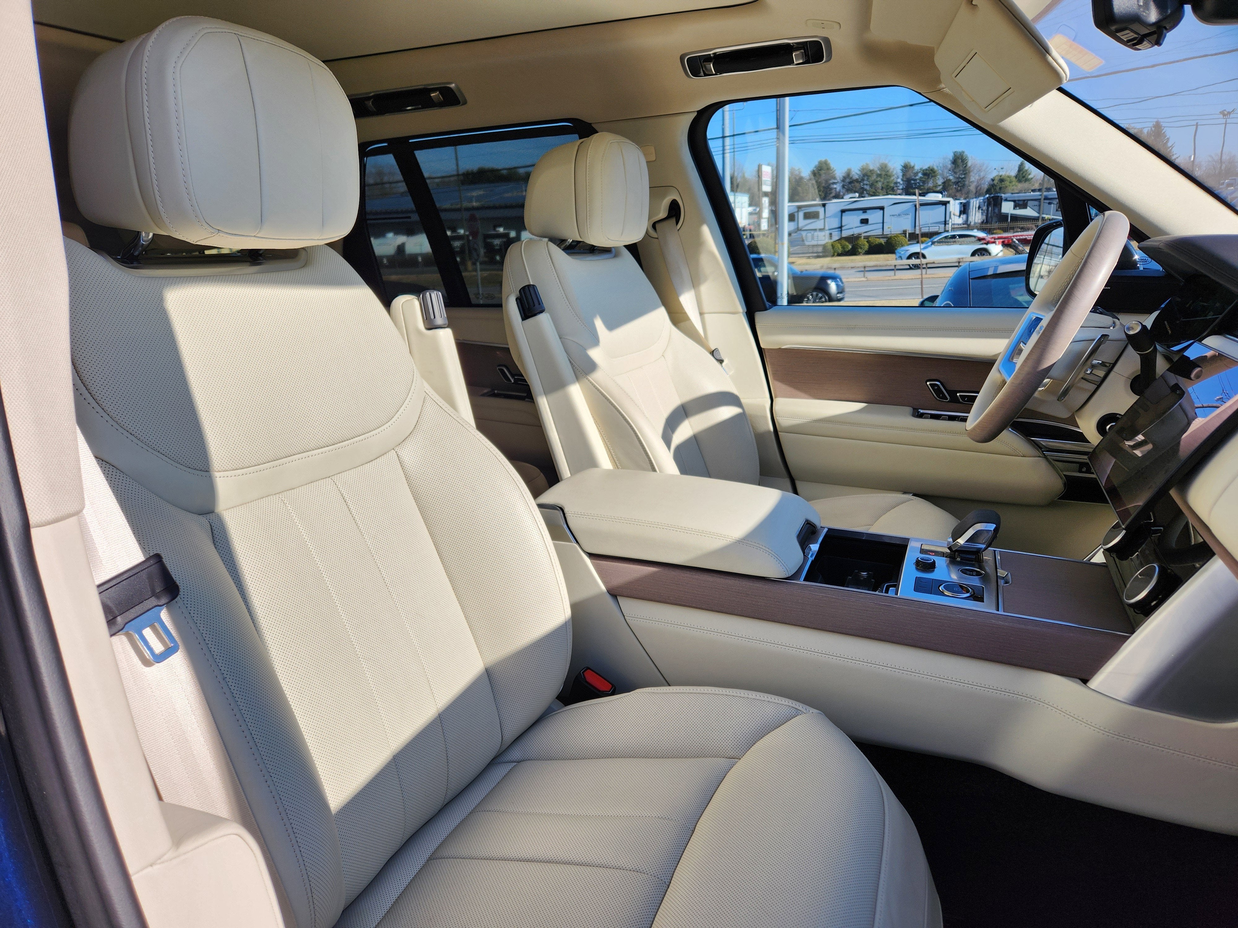 2023 Land Rover Range Rover SE