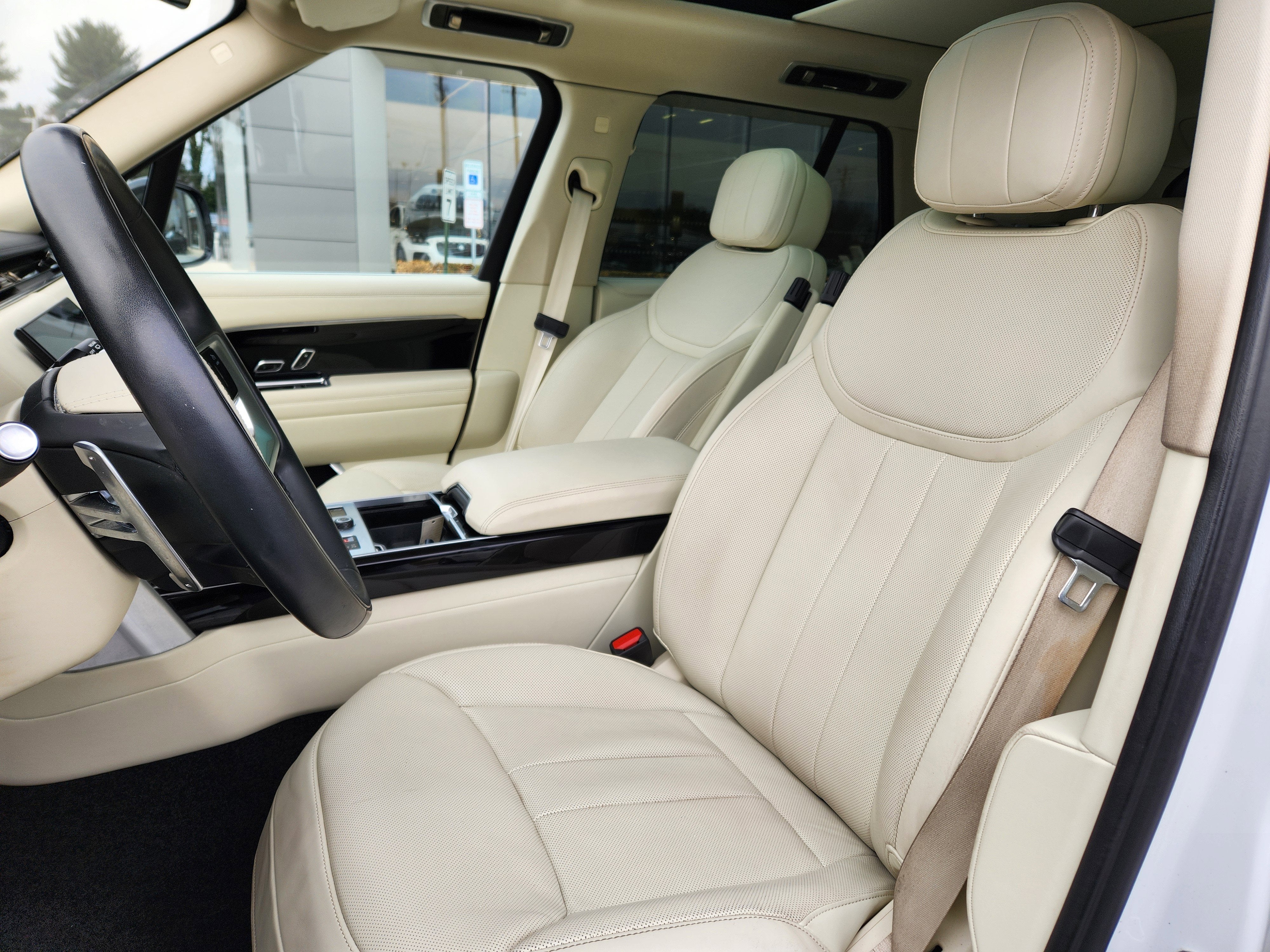 2023 Land Rover Range Rover SE