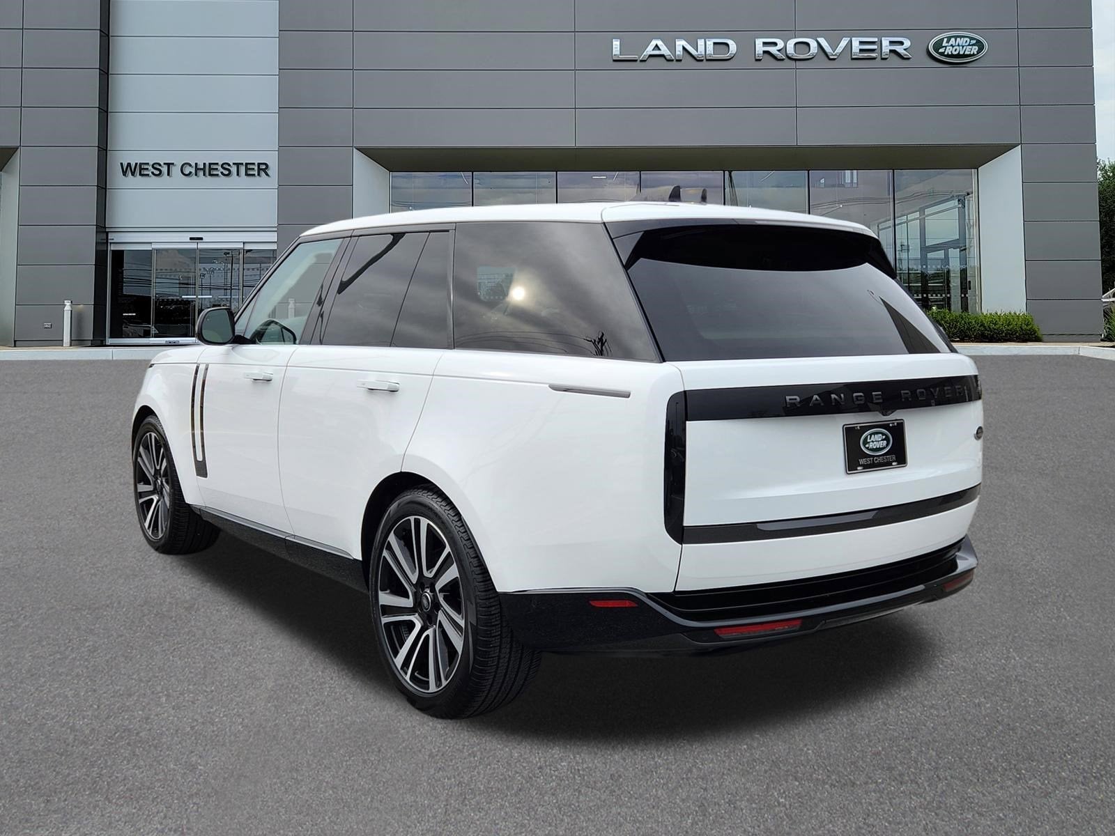 2023 Land Rover Range Rover SE